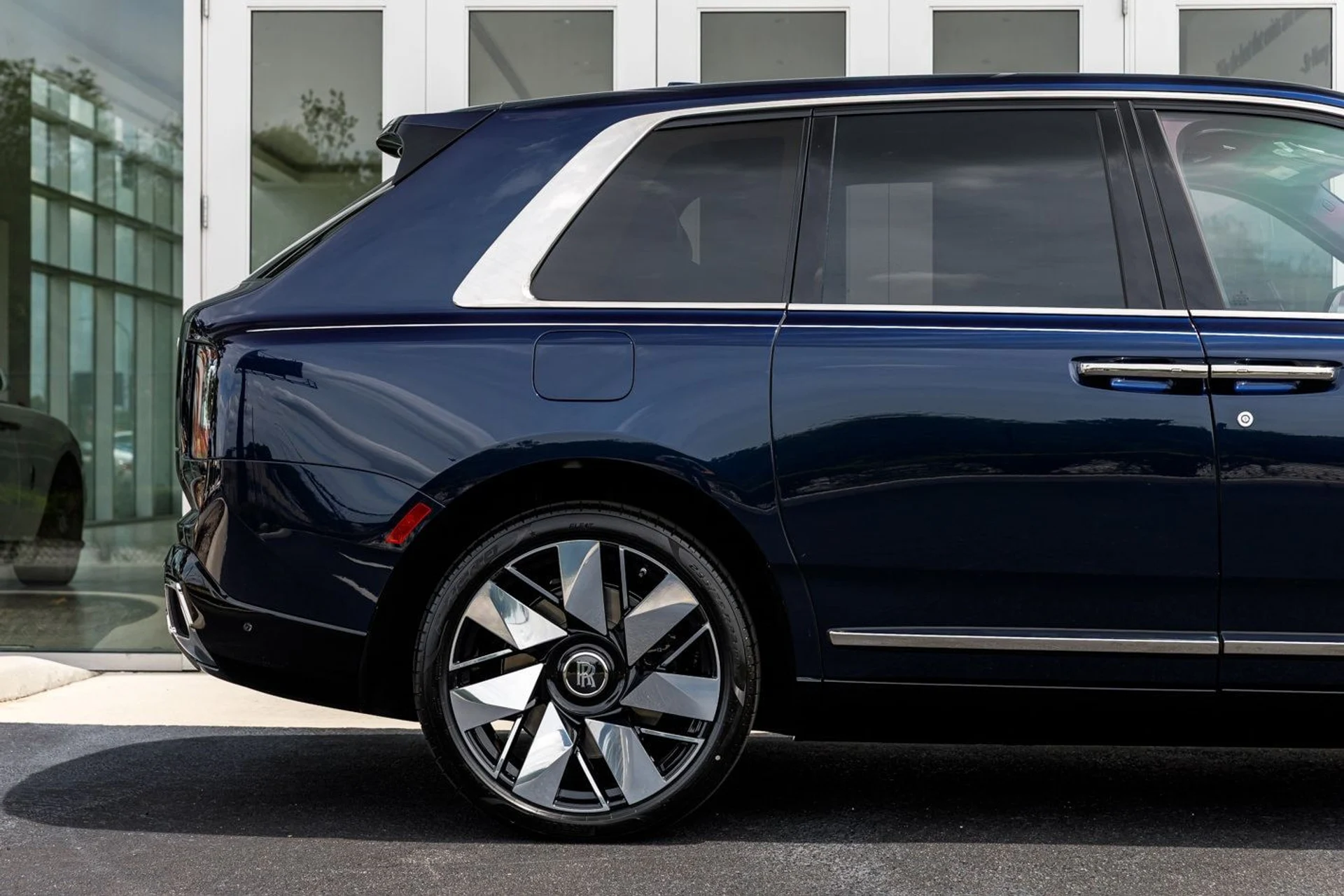 mph016_1060021515_4bb32c5e50ac837375e8dc6cc436f94bx_cf51fe29f7