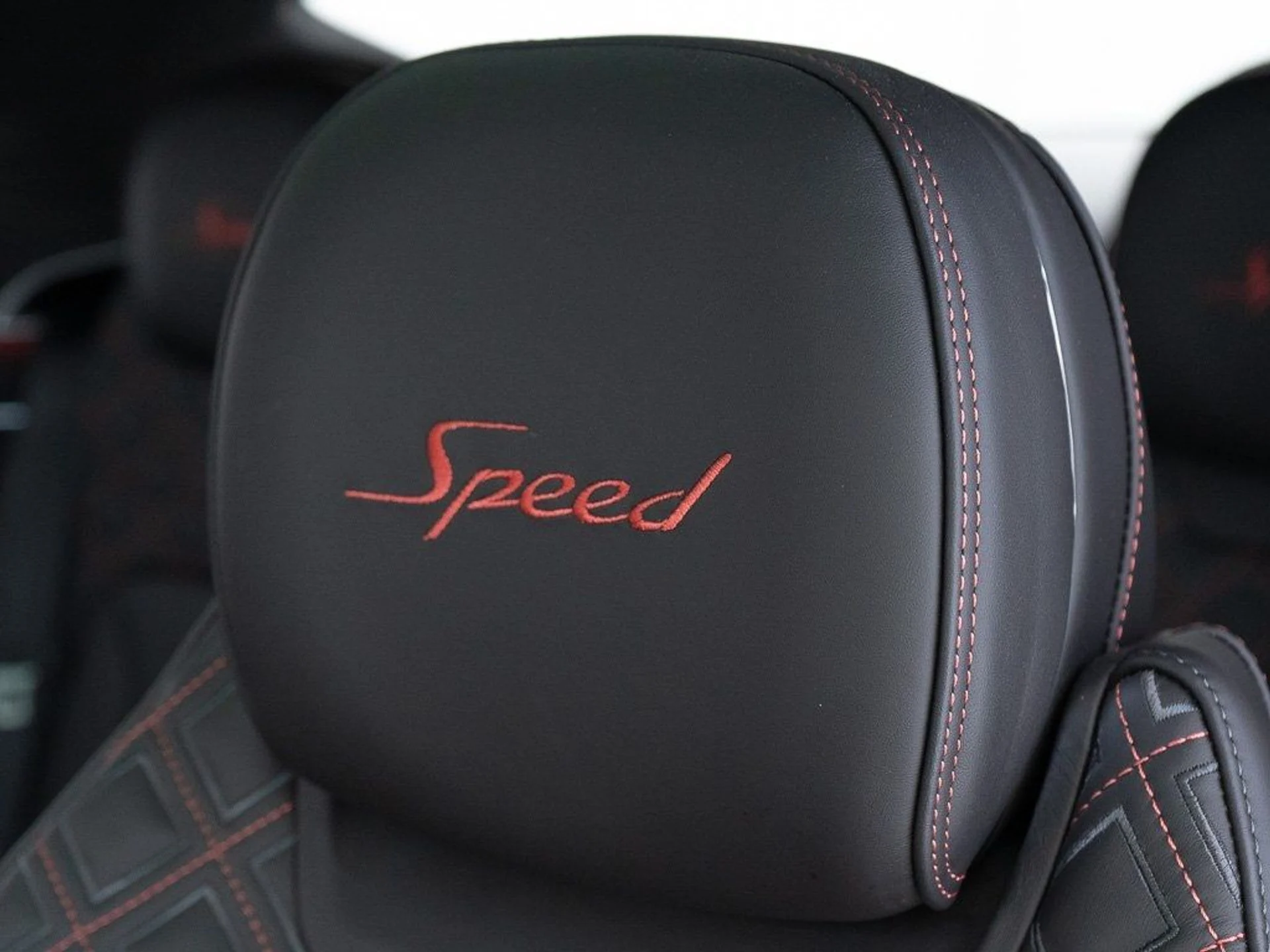 mph016_1060563589_e51dcf5a57f5b1cb3c474de1f14357ae_e563436b68