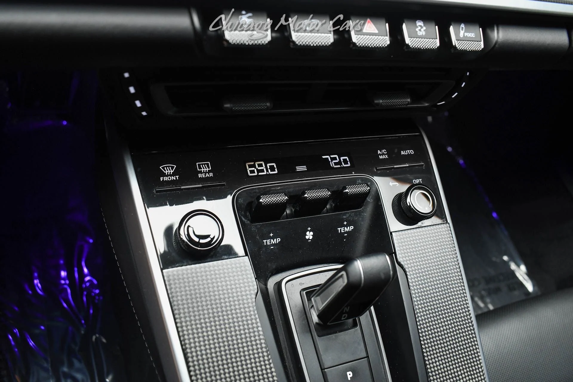 mph016_1070482227_12811_p17_l_4594a05c97