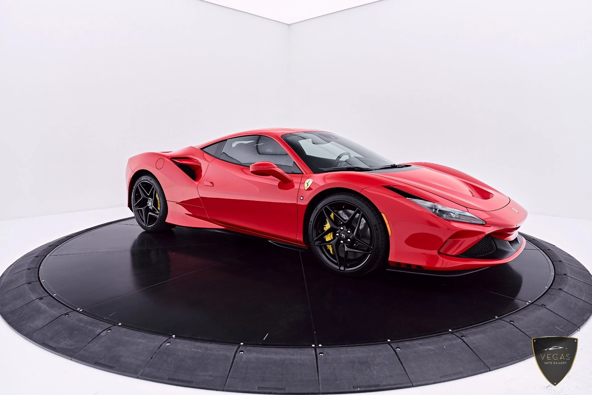 mph016_1076891826_Used_2022_Ferrari_F8_Tributo_Base_1783507004_0c73cd1d3b