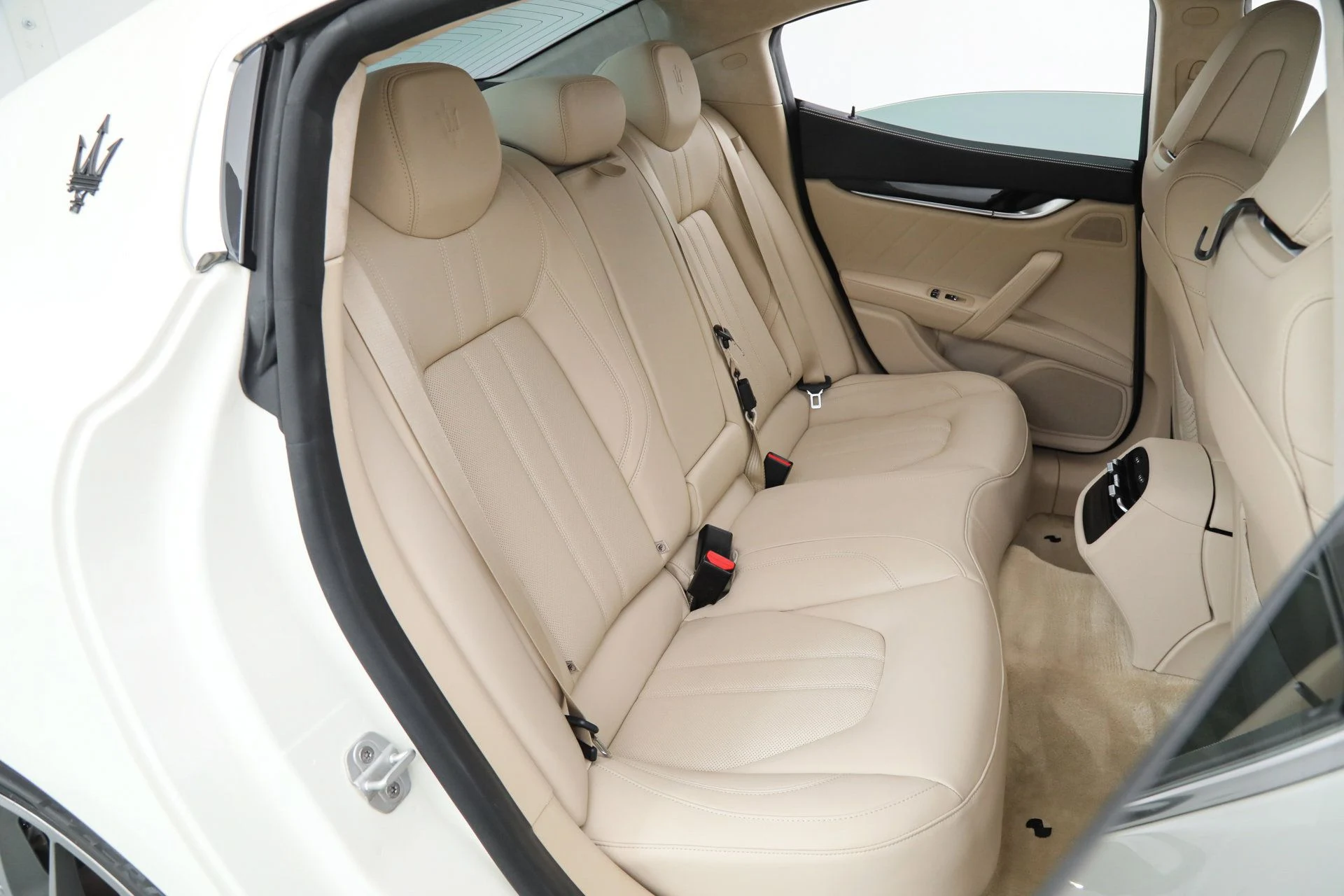 mph016_1089618708_8f15a21efd64aa3d6aa5a550f735307d_b88d44c9a4