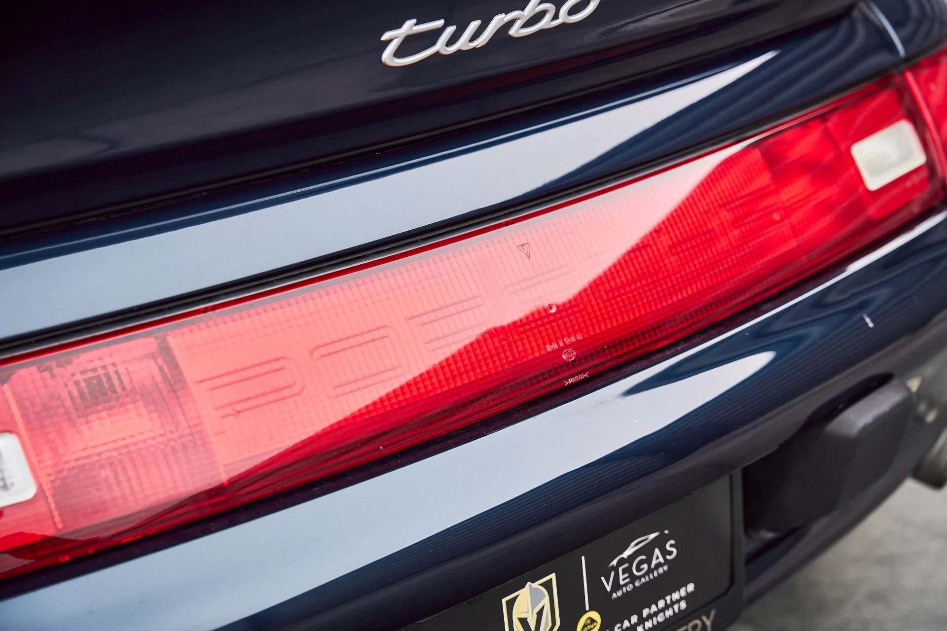 mph016_1090968456_Used_1997_Porsche_911_Turbo_1770864795_382c7185d1