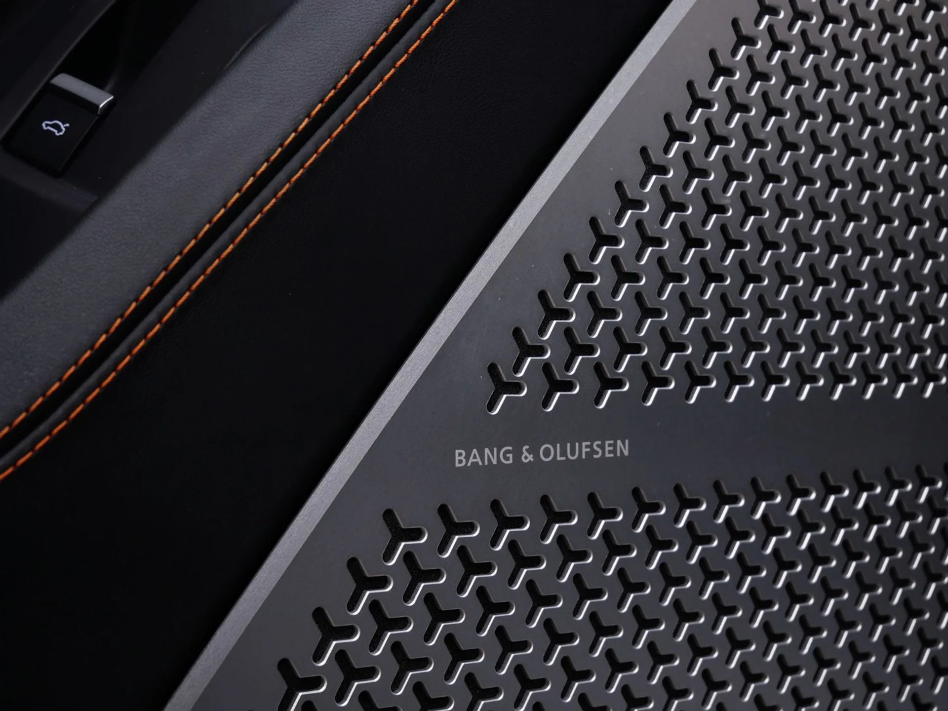 mph016_1092393730_b2fc72902b8df34a1ed90e51193097b5x_57ea09e7e5