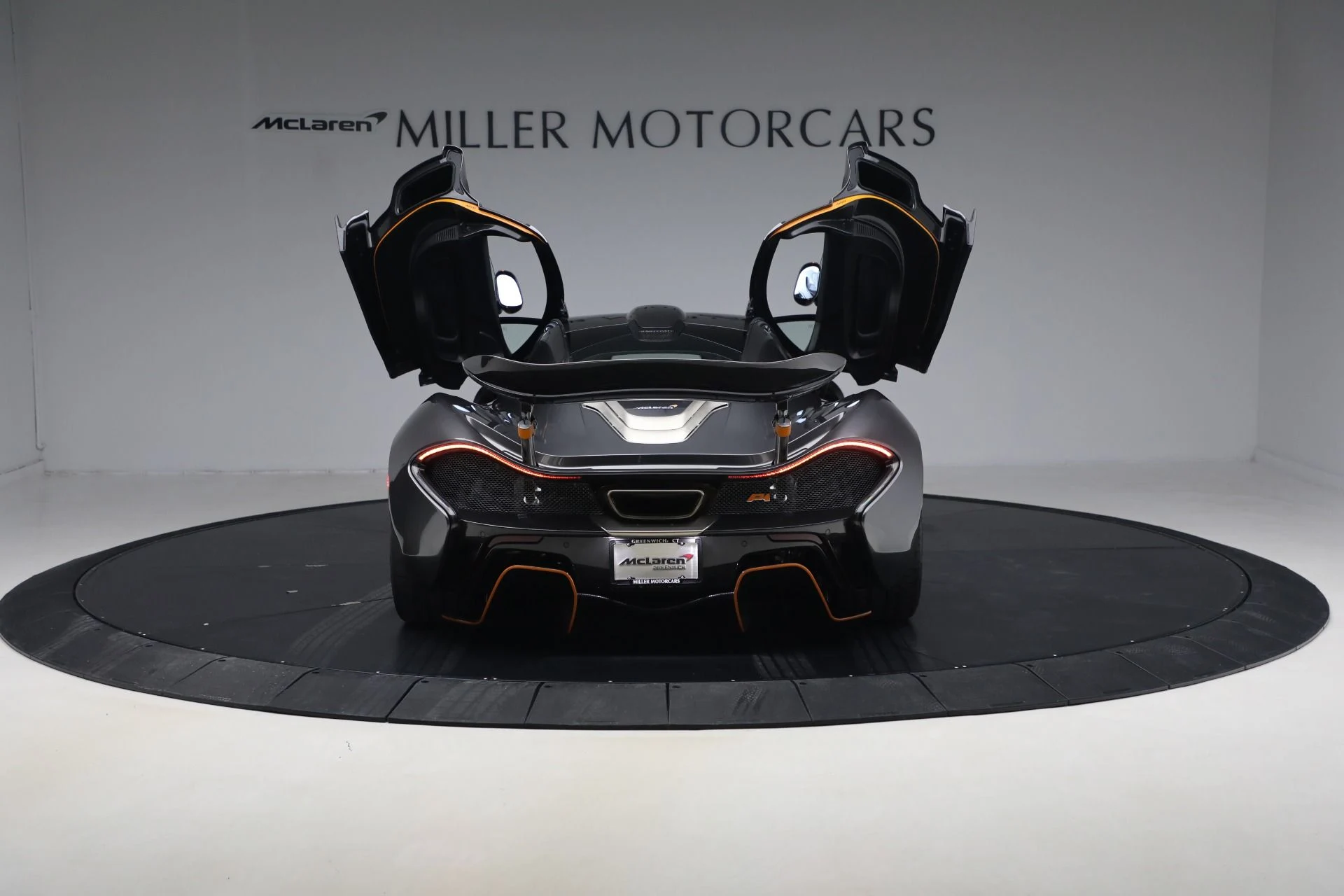 mph016_1095382389_Used_2014_Mc_Laren_P1_fc332d3f59