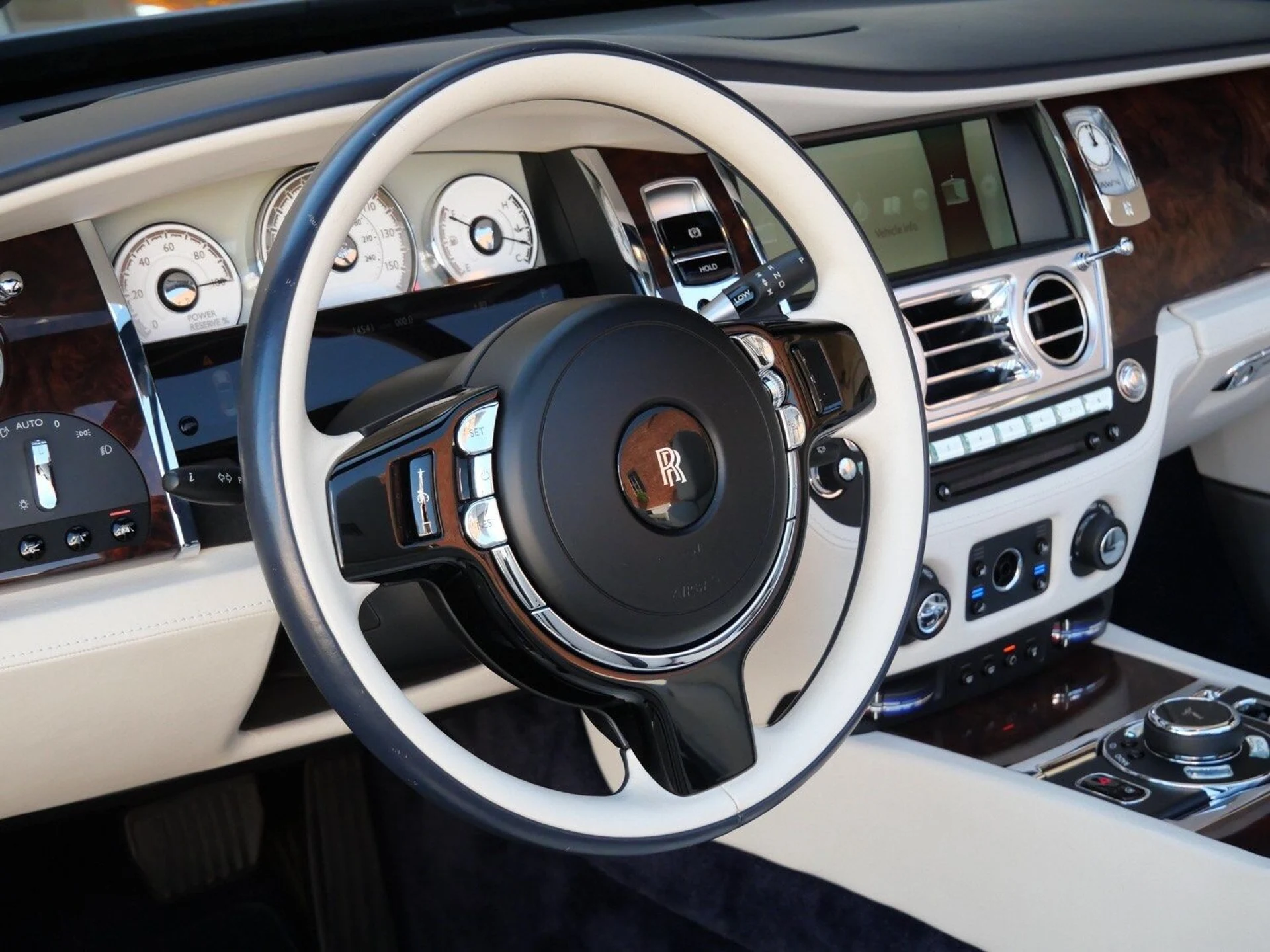 mph016_1098400893_e60f0c84a1cfa3602ed434ac49902cc1x_fa4f06589c