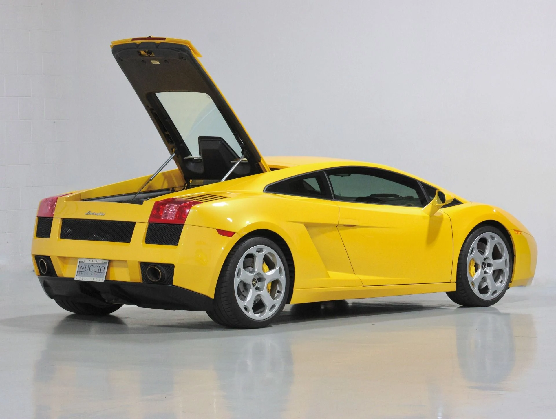 mph016_1105656941_Used_2008_Lamborghini_Gallardo_GATED_6_SPEED_MANUAL_Full_Car_PPF_Recent_20_K_Major_Service_1758142100_de7b51eebf