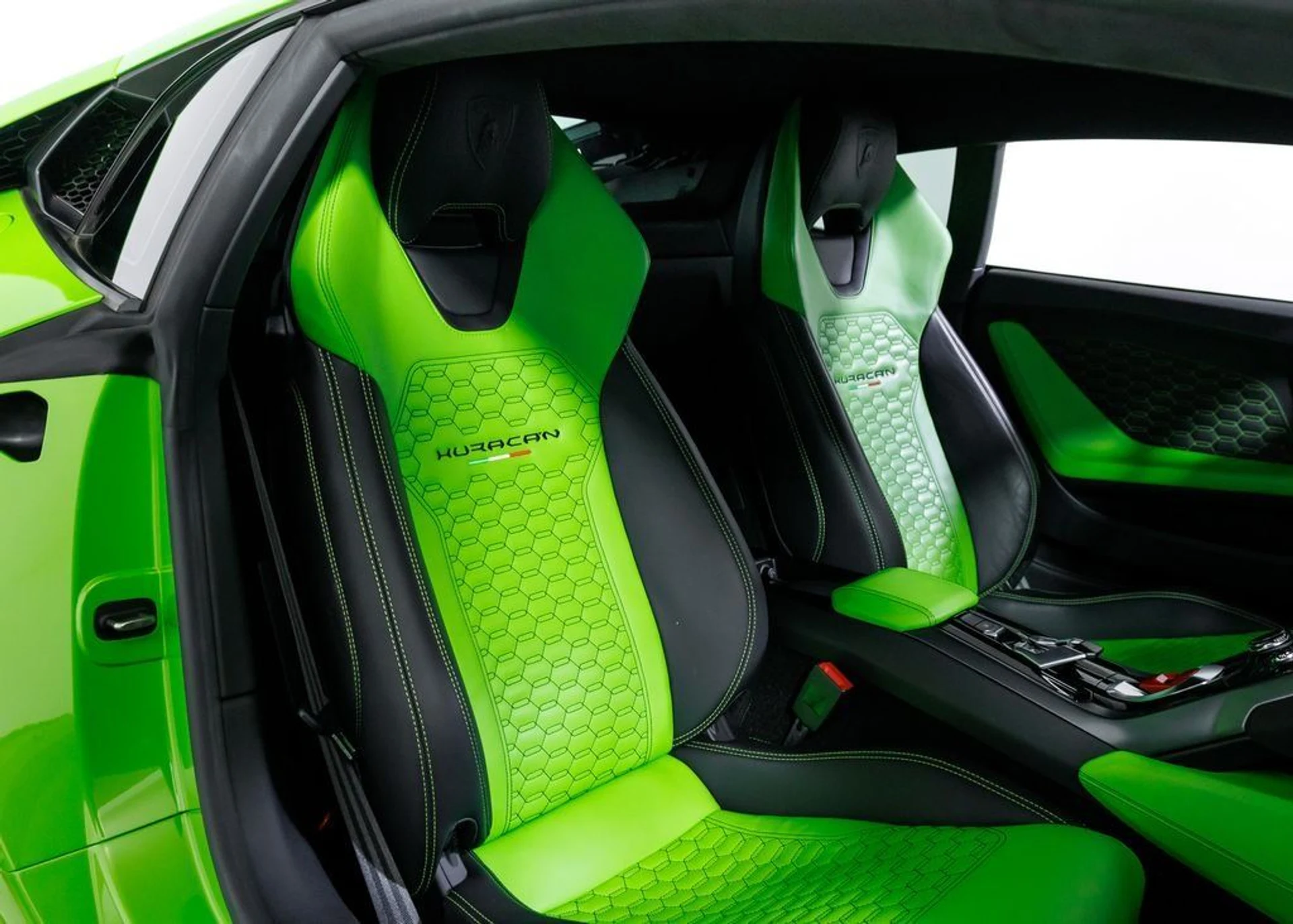 mph016_1106173730_c48e9d416c7f0059b3df4c8aa9e7ecfa_db825afd92