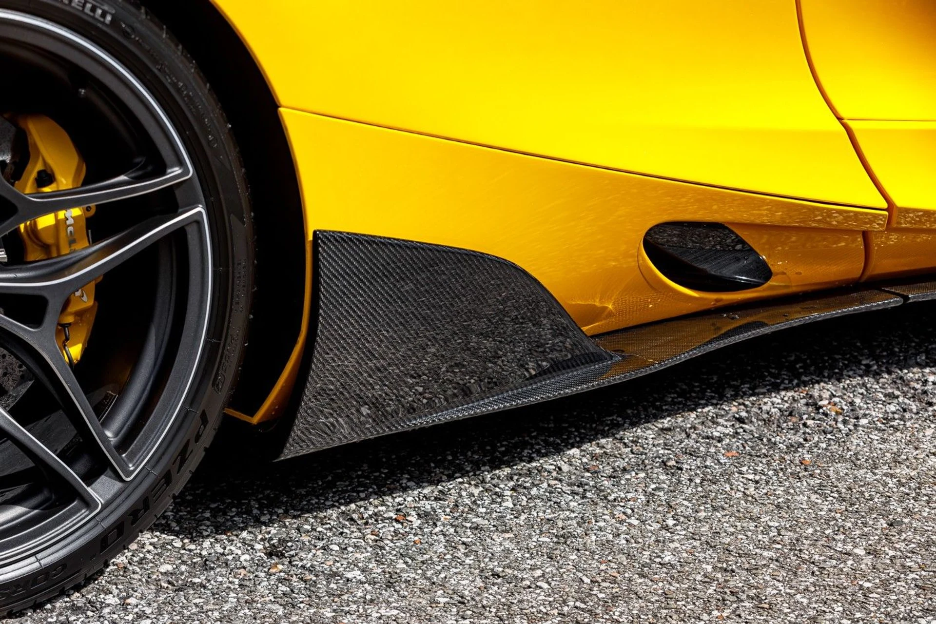 mph016_1108082670_171_p17_l_5dd6354801