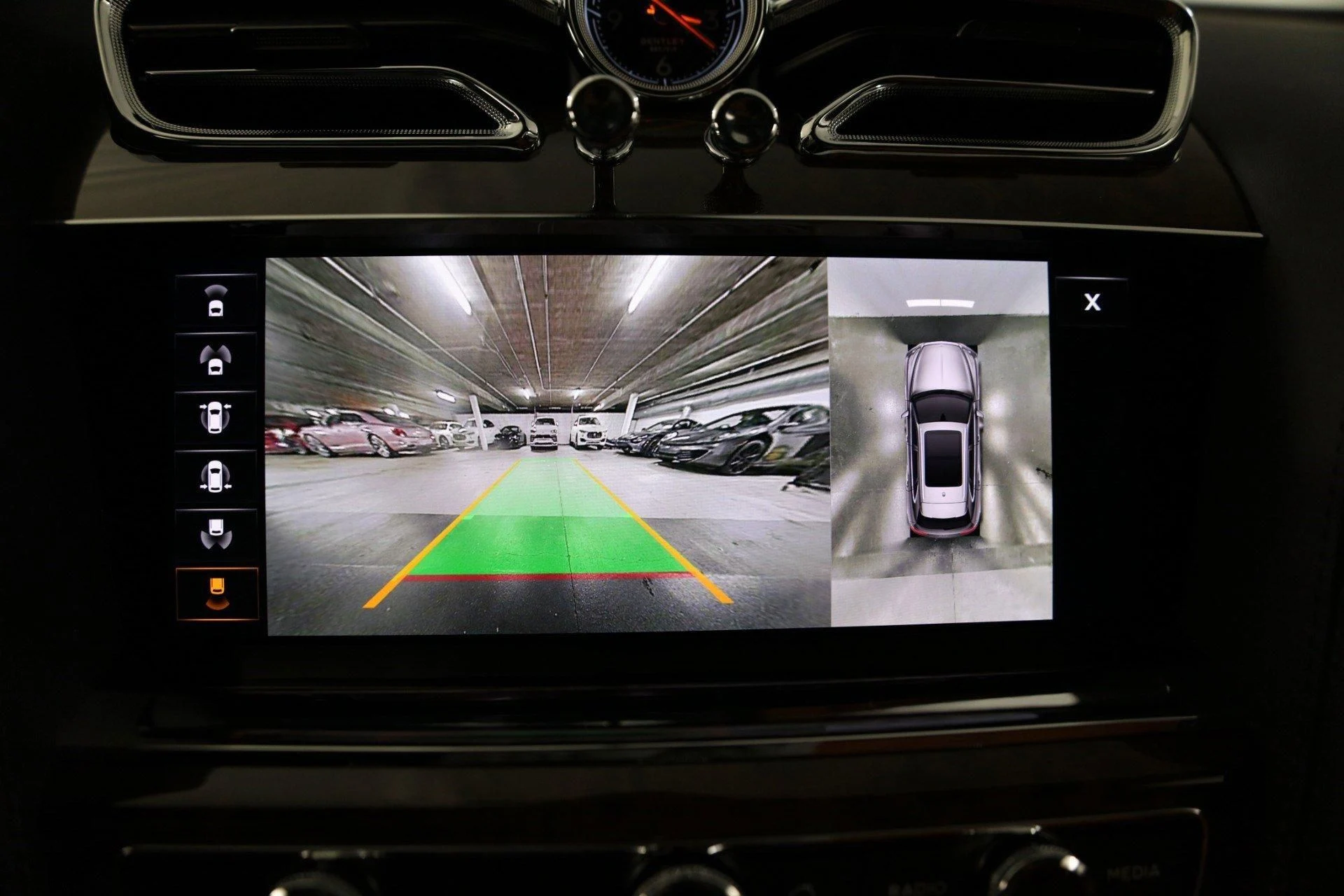 mph016_1108758257_Used_2022_Bentley_Bentayga_V8_1678278180_53cb070edd