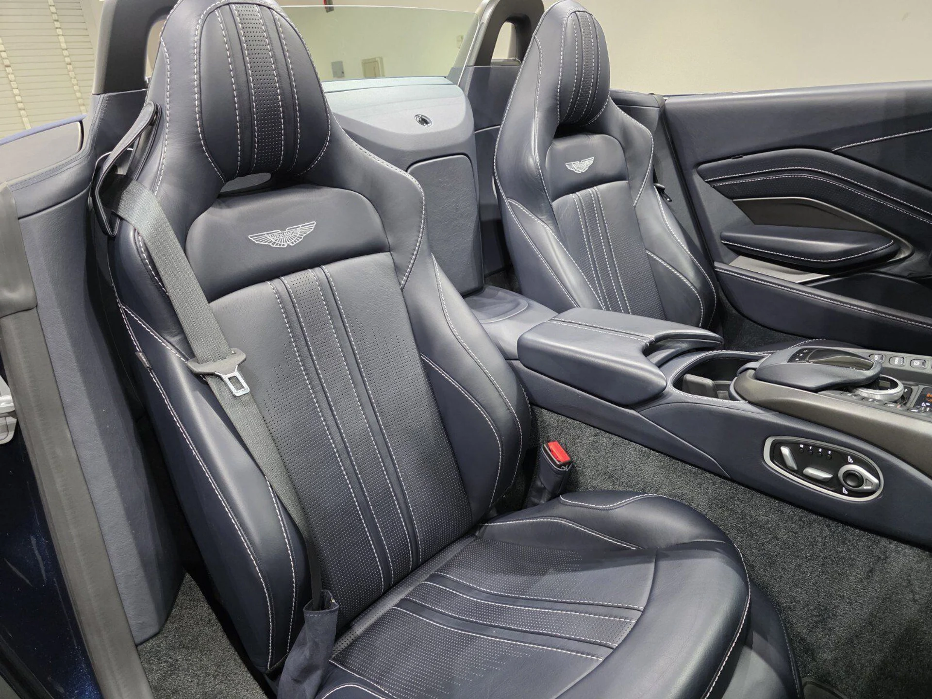 mph016_111525886_8090597a009e62c48016ab3f2faa3d61_1eafe8499e