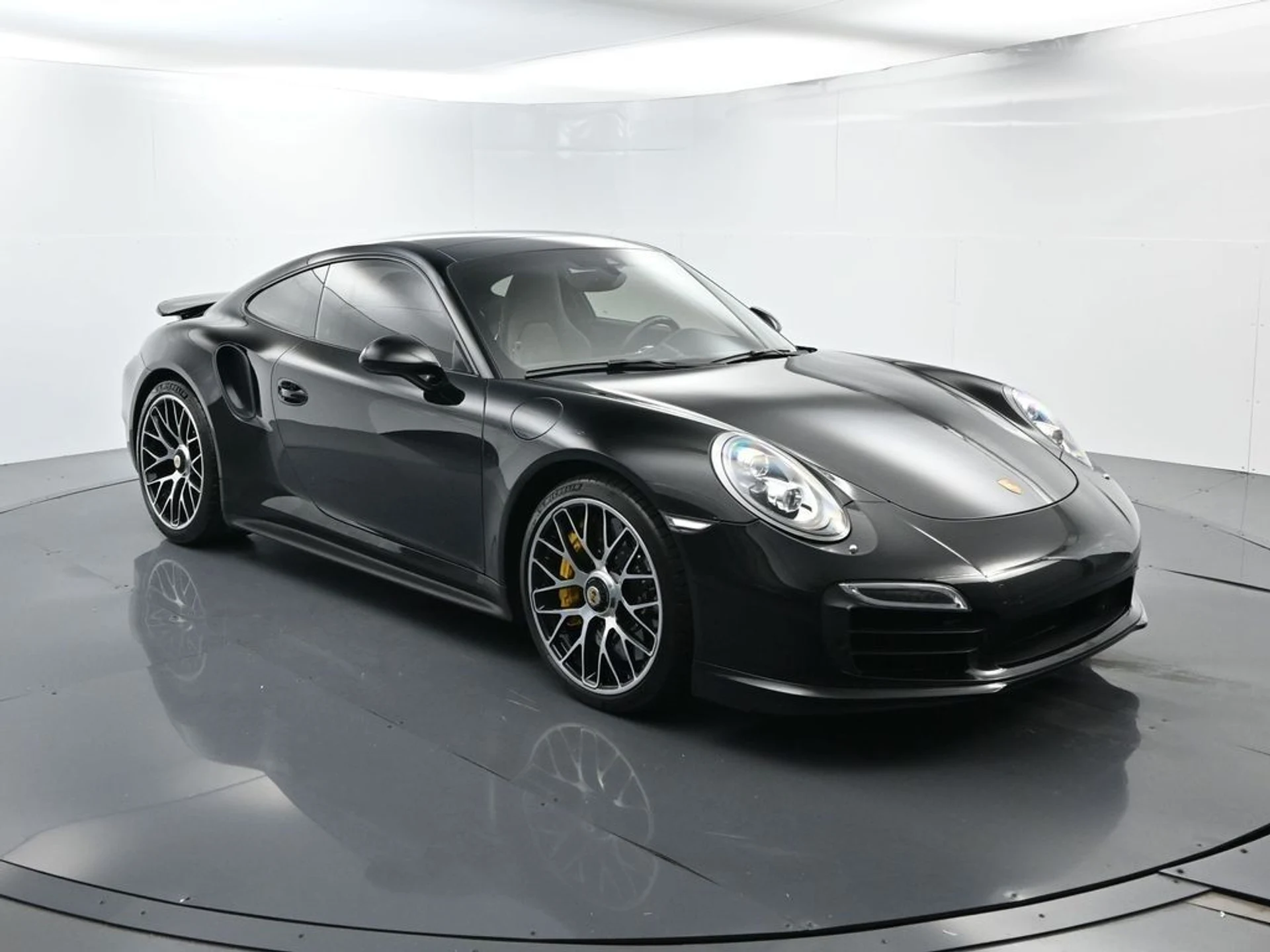 mph016_111586763_9d563fb917dd61237fed8d7c59ada47f_615ad59e3d