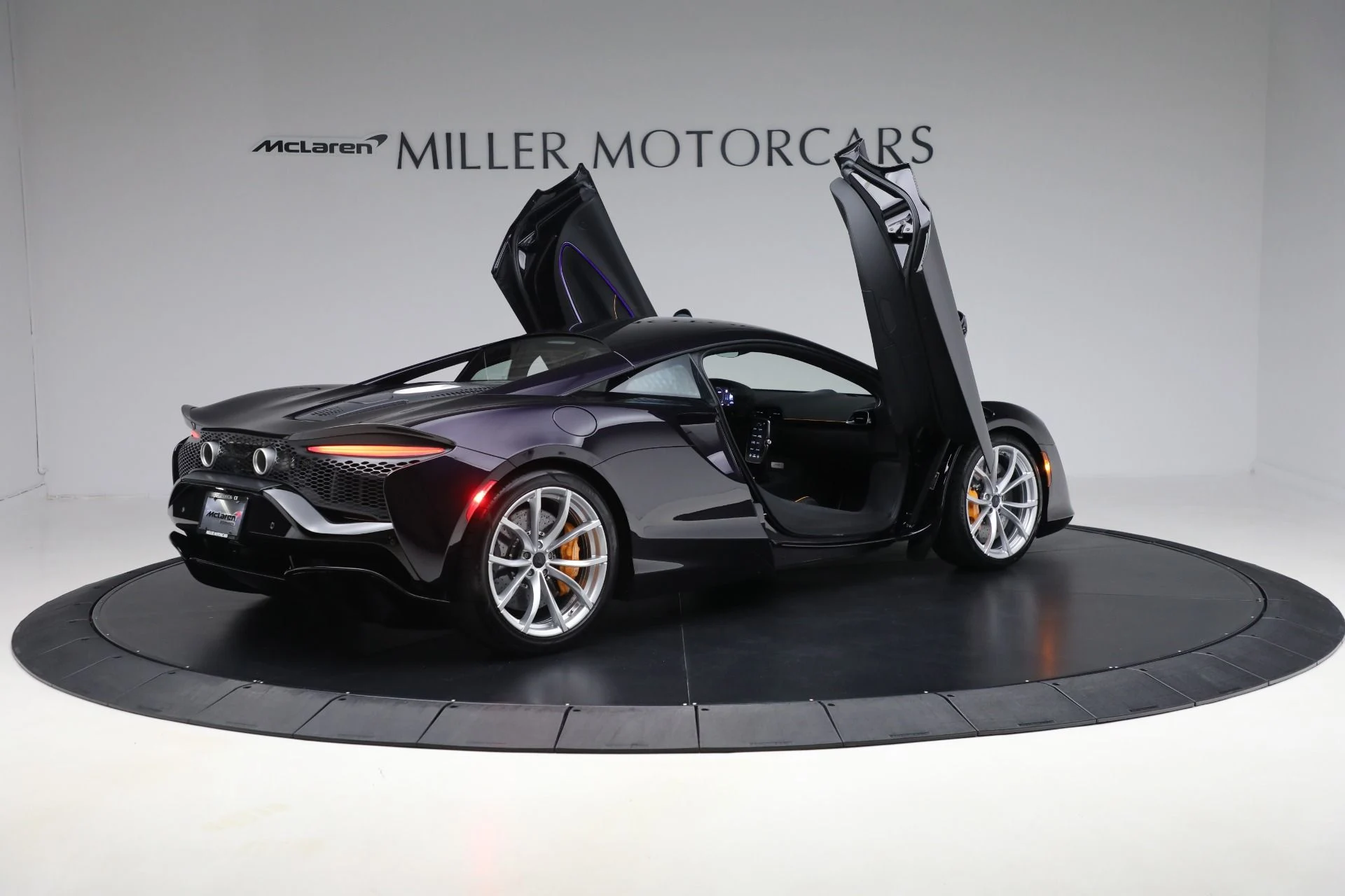 mph016_1117907640_New_2025_Mc_Laren_Artura_Tech_Lux_2fa080321d