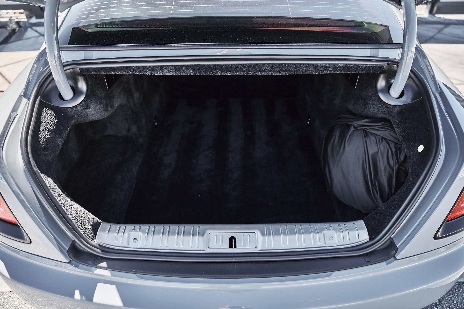 mph016_1120148481_Used_2020_Rolls_Royce_Wraith_Base_1776302576_80aafde21c