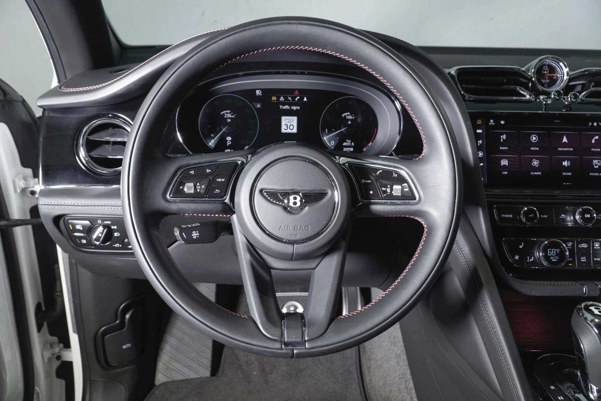 mph016_1120964183_Used_2021_Bentley_Bentayga_V8_1783110091_5d7ce9d1e8