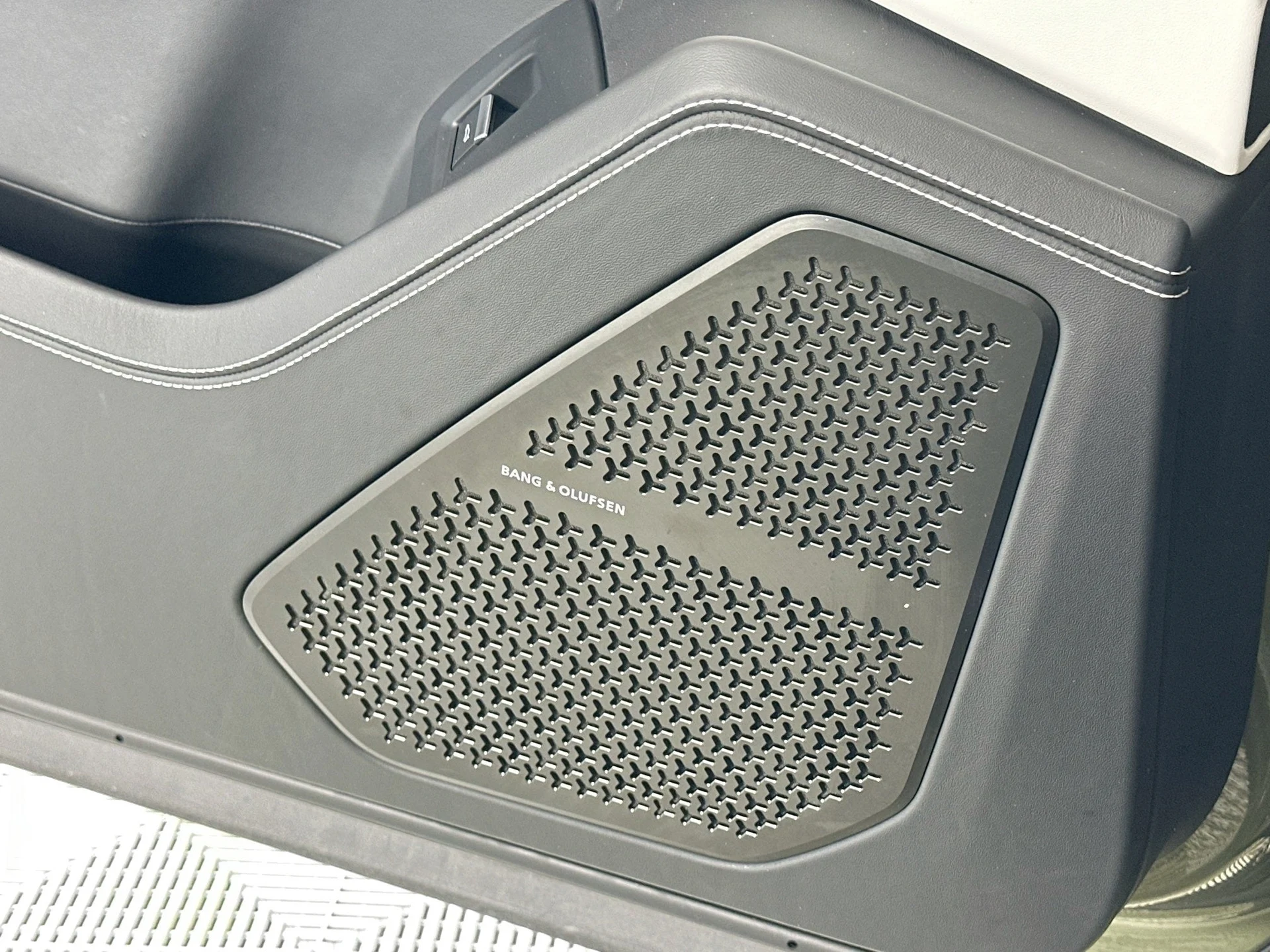 mph016_1122786011_17_badf41acfa