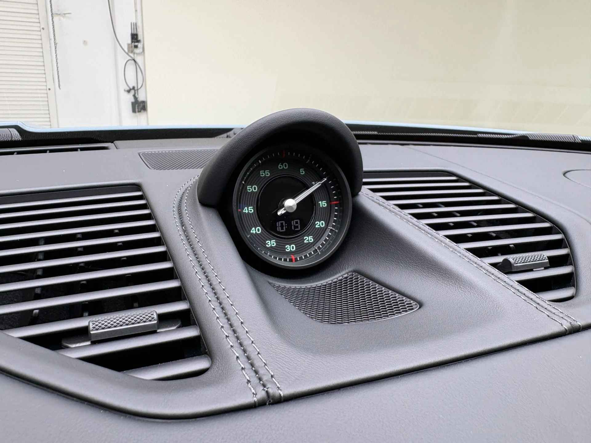 mph016_112619027_Used_2024_Porsche_911_ST_1777657007_f4a945065f