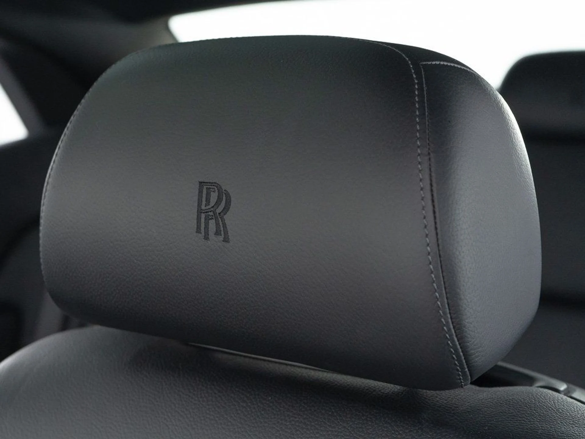 mph016_1134662760_7867228d3292090118cfac3aaee8cb52_a082756d48