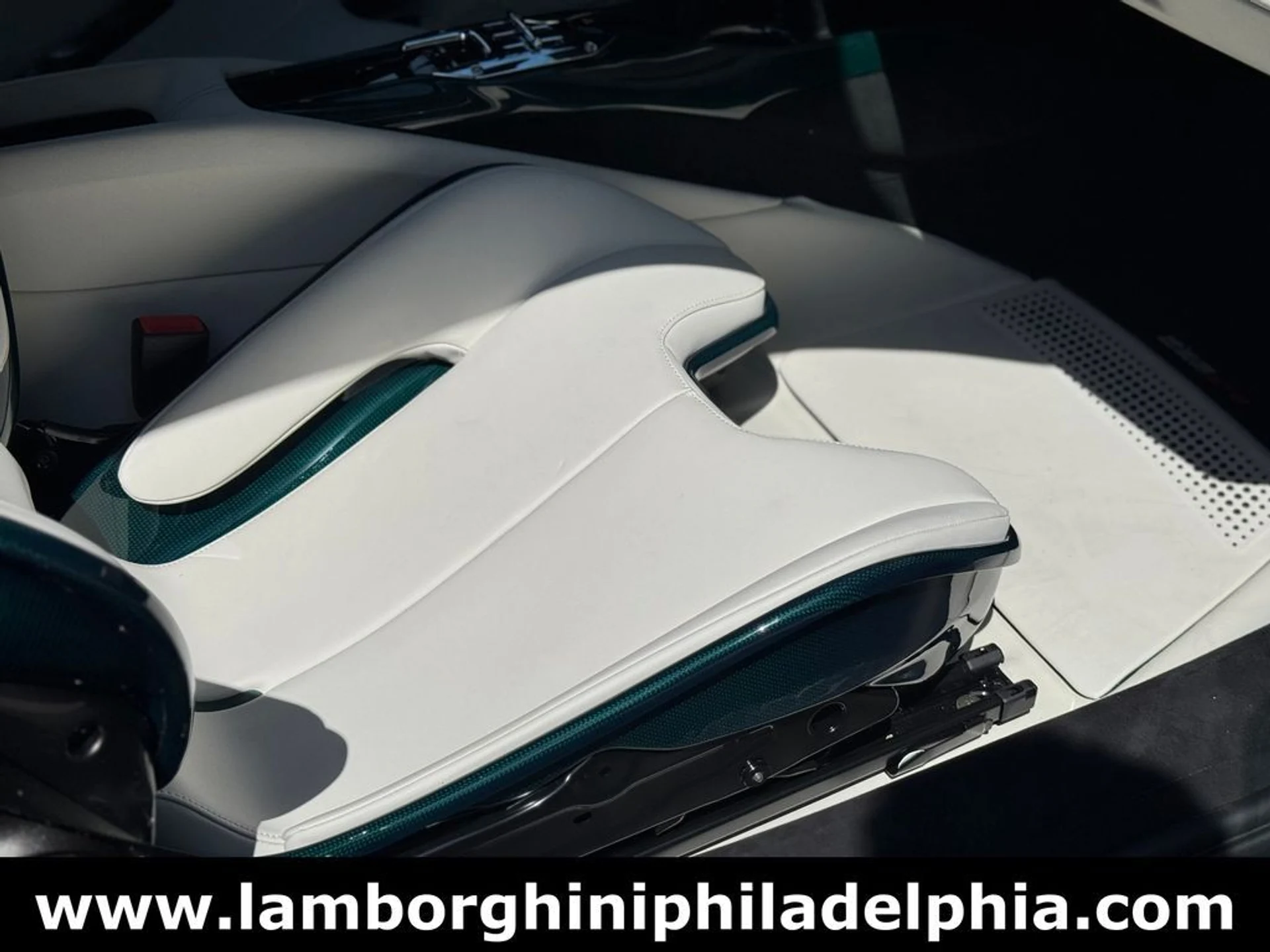 mph016_1135947740_2e878e1cc51d29f3d5273031c7752f75x_c83a14c7f3