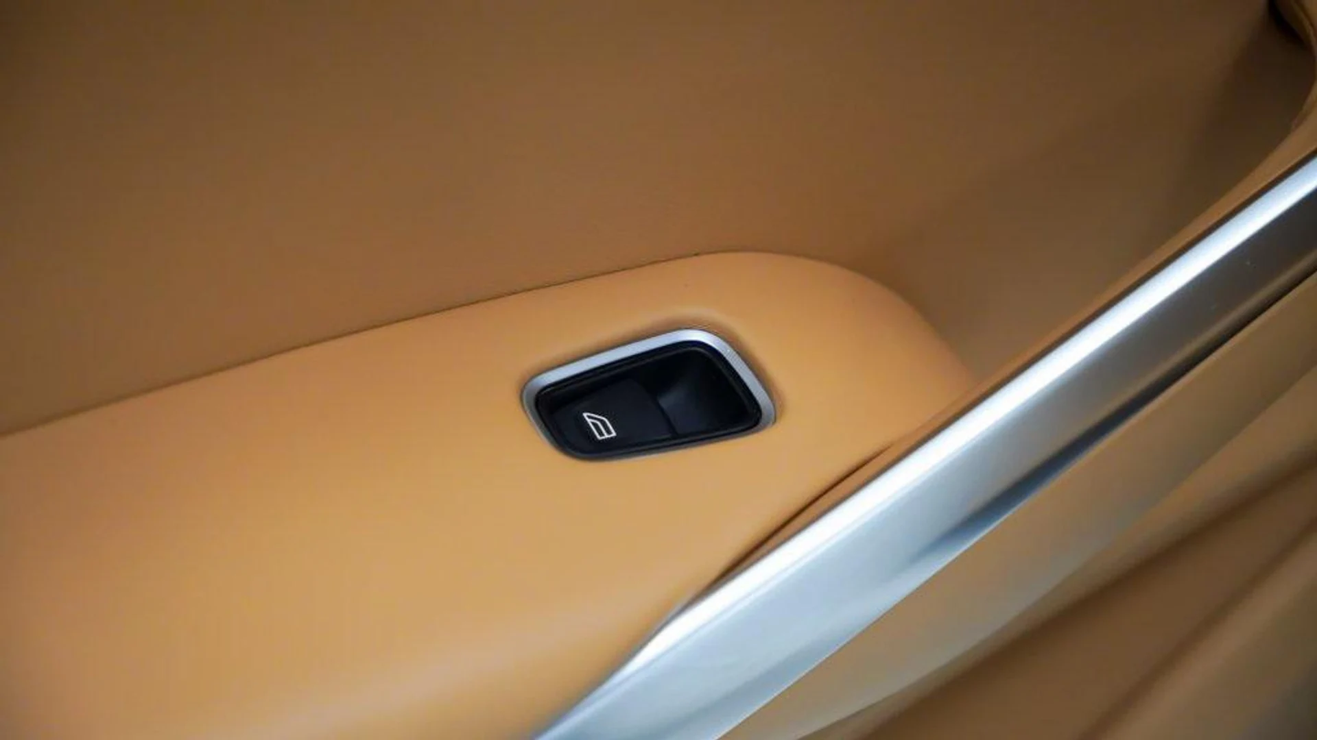 mph016_1138225872_g_BZ_Jy_WVD_Rk_Rn_WJBXNH_W_Jh_Dm3_HQ_32be0a786e