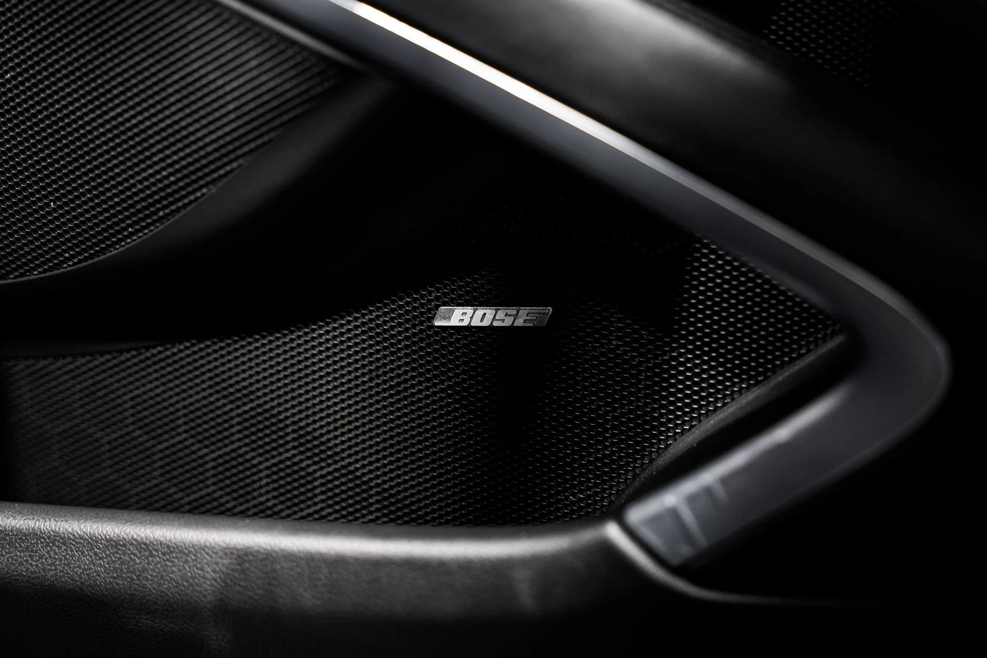 mph016_114595541_eaad6c3c173b1446990ff3583c1c1289x_f0514610e3