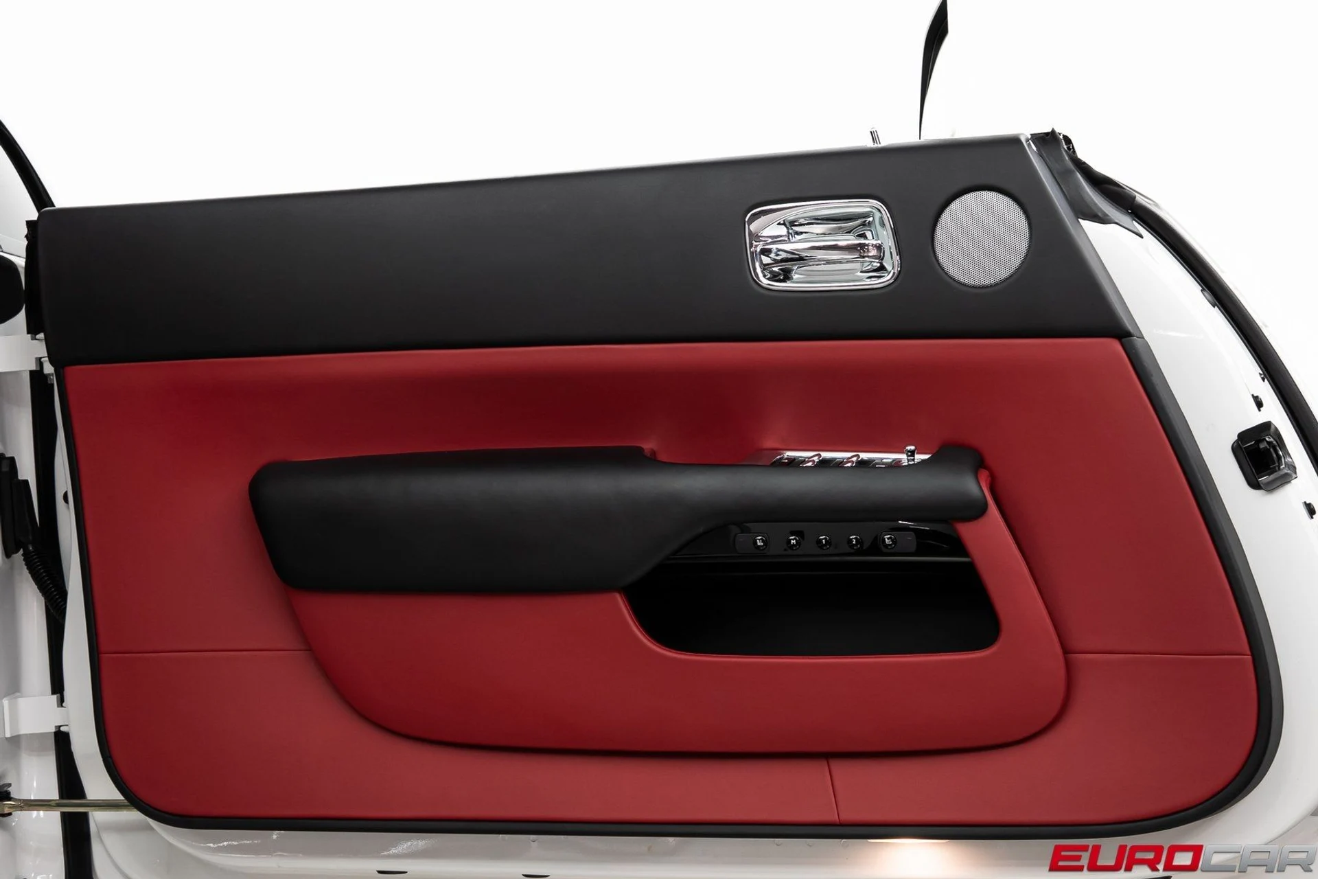 mph016_1147215627_image_17_8413c7e81d