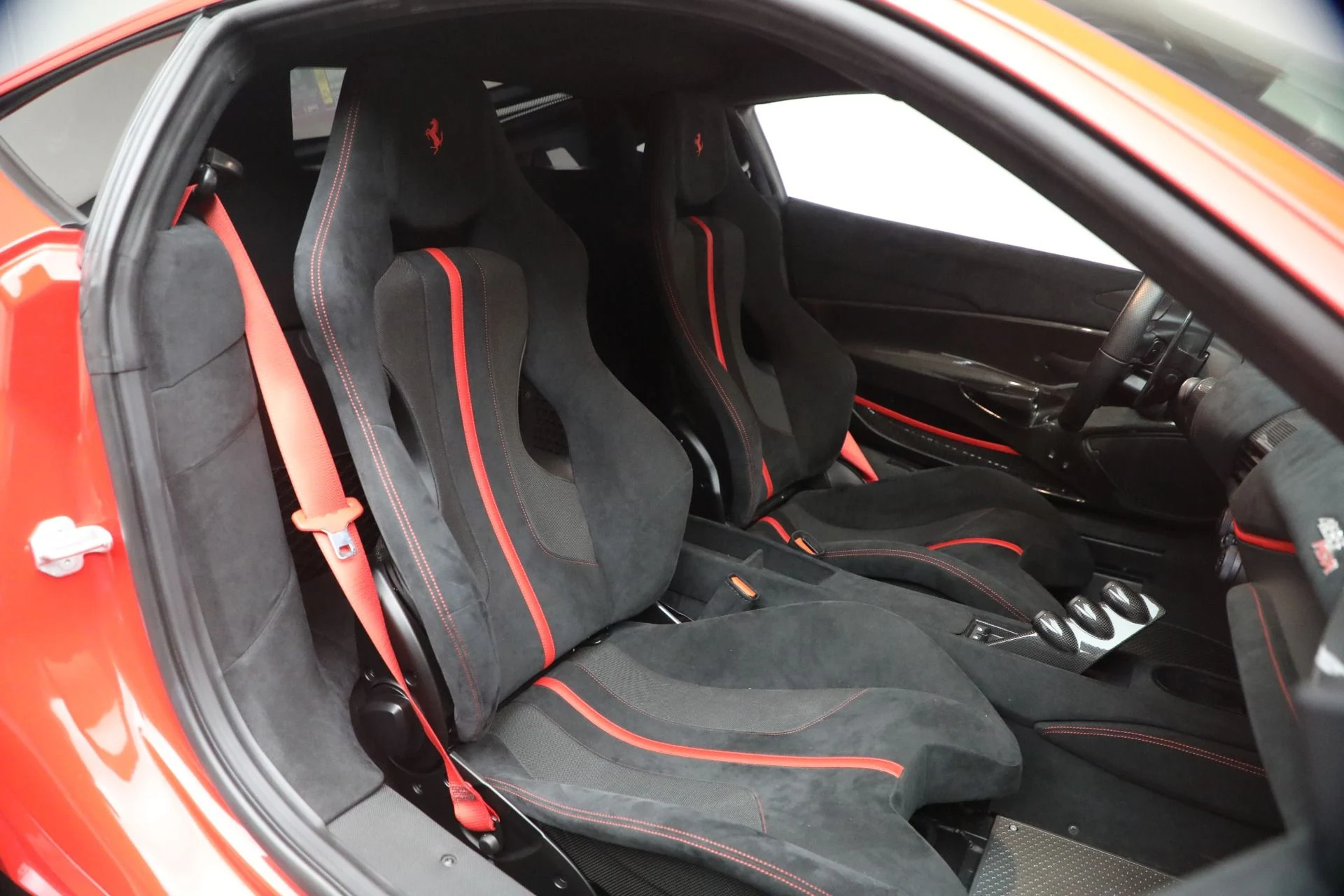 mph016_1148769213_Used_2019_Ferrari_488_Pista_1777044091_ea9e1b3eef