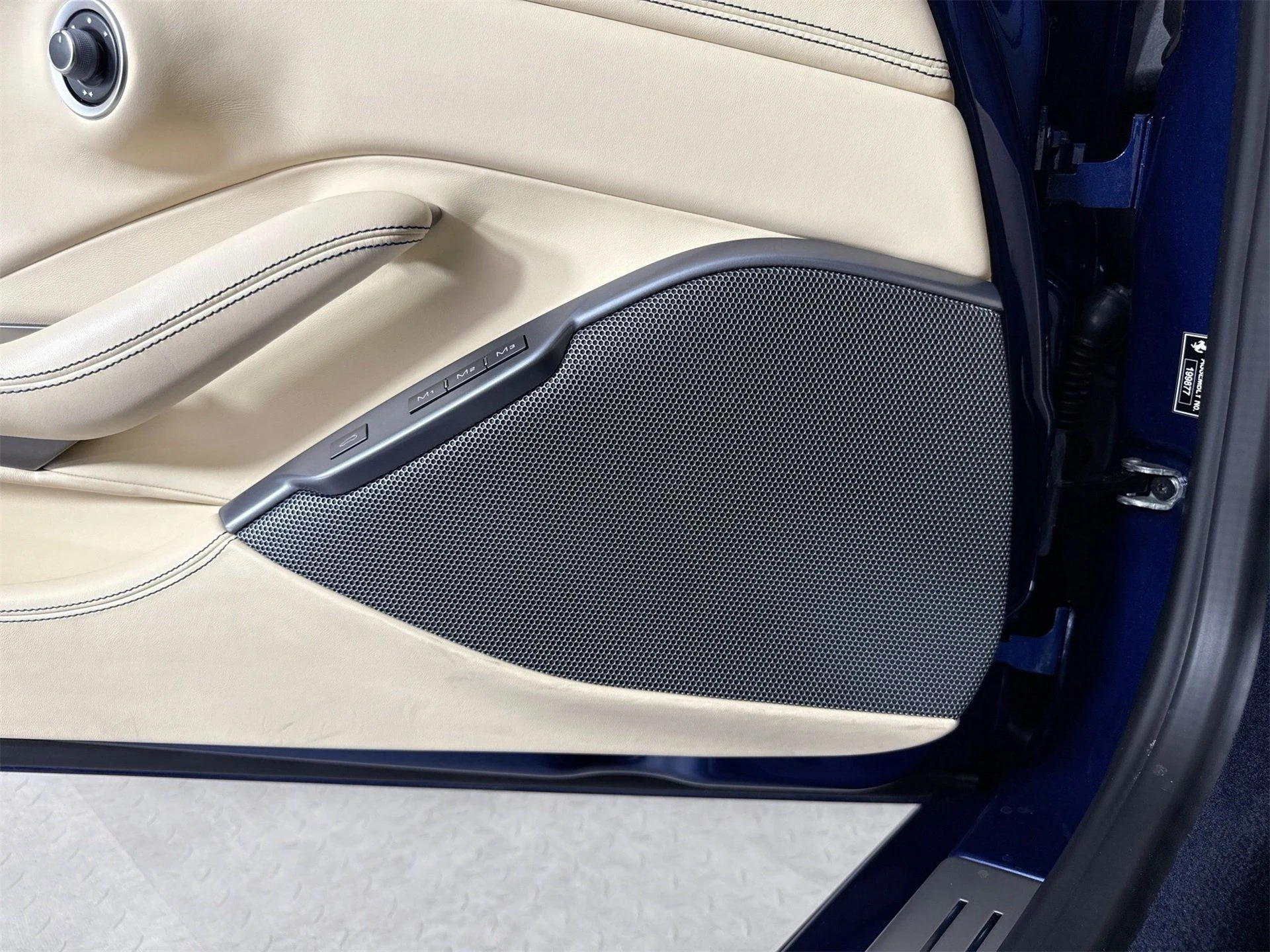 mph016_1151552838_fe05fdb43f49959c4be349c6a57d234c_44614bb2c3