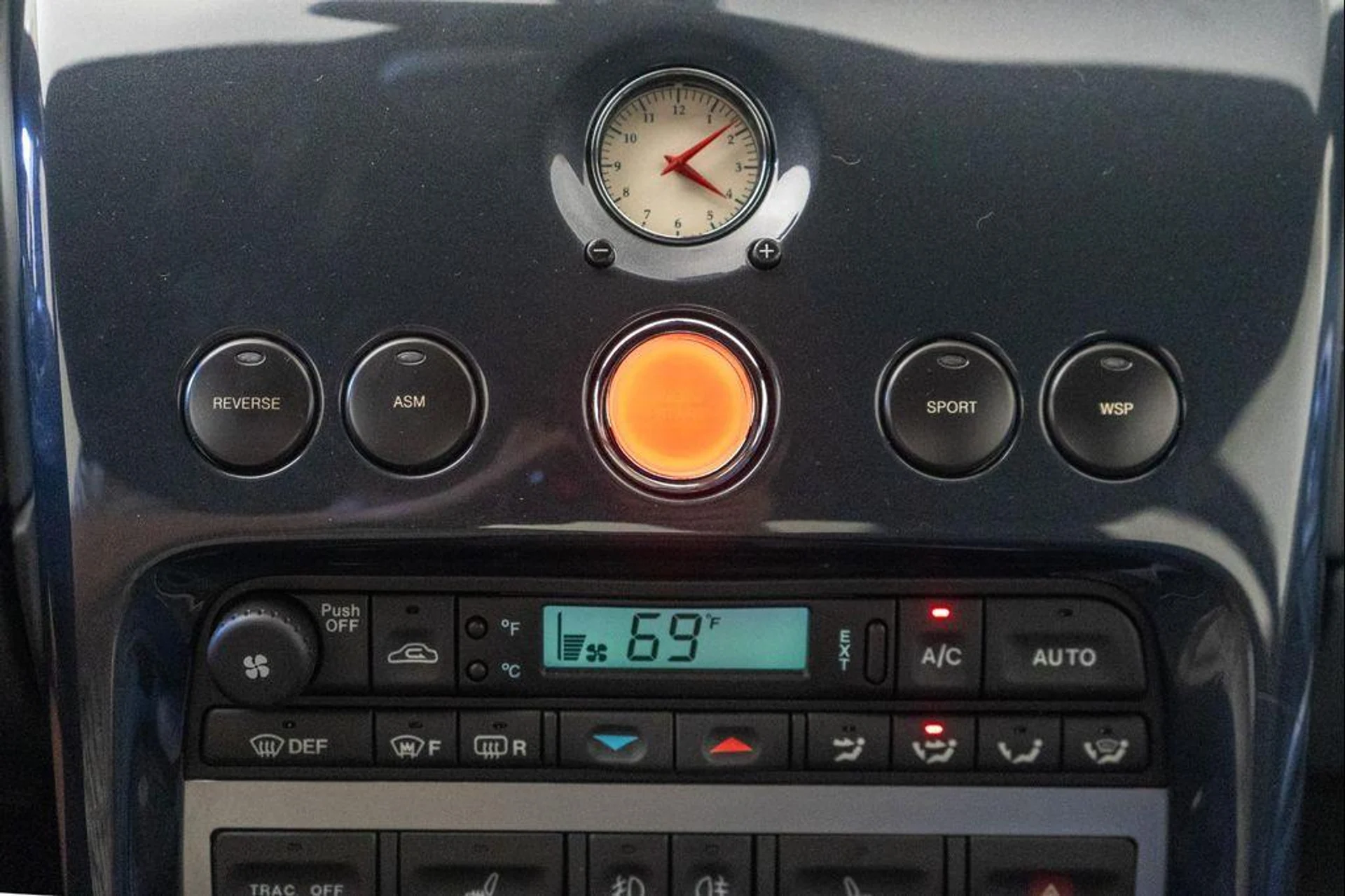 mph016_1156592001_ZKH_Aet_KFO_UNM_Wa_X3_Cio_S_Av_Lhk_e616cbc3f9