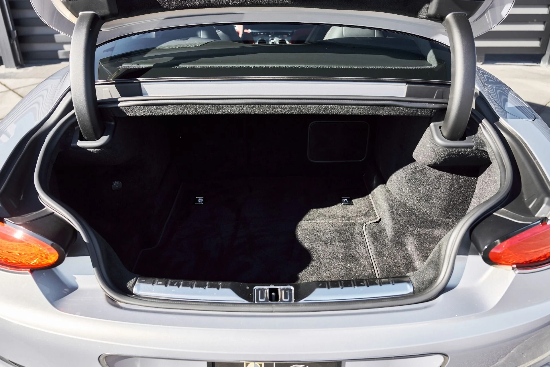 mph016_1156798253_Used_2023_Bentley_Continental_GT_Azure_1764903554_a6a52d6bf3