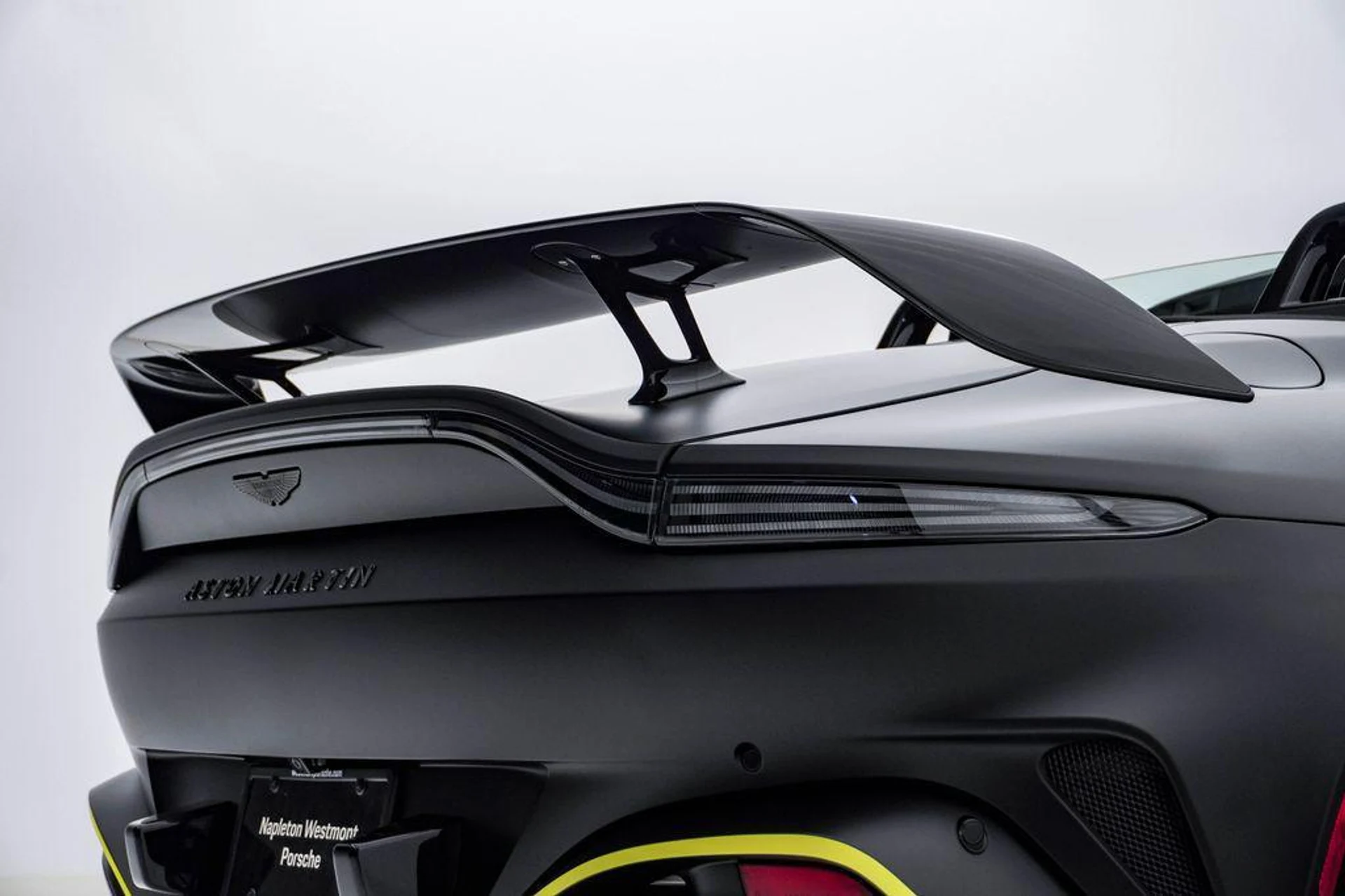 mph016_1158000173_2v4m_Zhl7_Bd_I_Qah5_CZ_1gi_X15684o_63d06e0b42