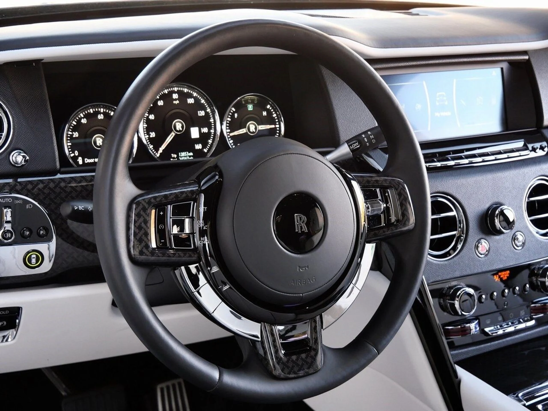 mph016_1174862891_126cf6967e9ce61303059f31c2bb4123x_0861125b38