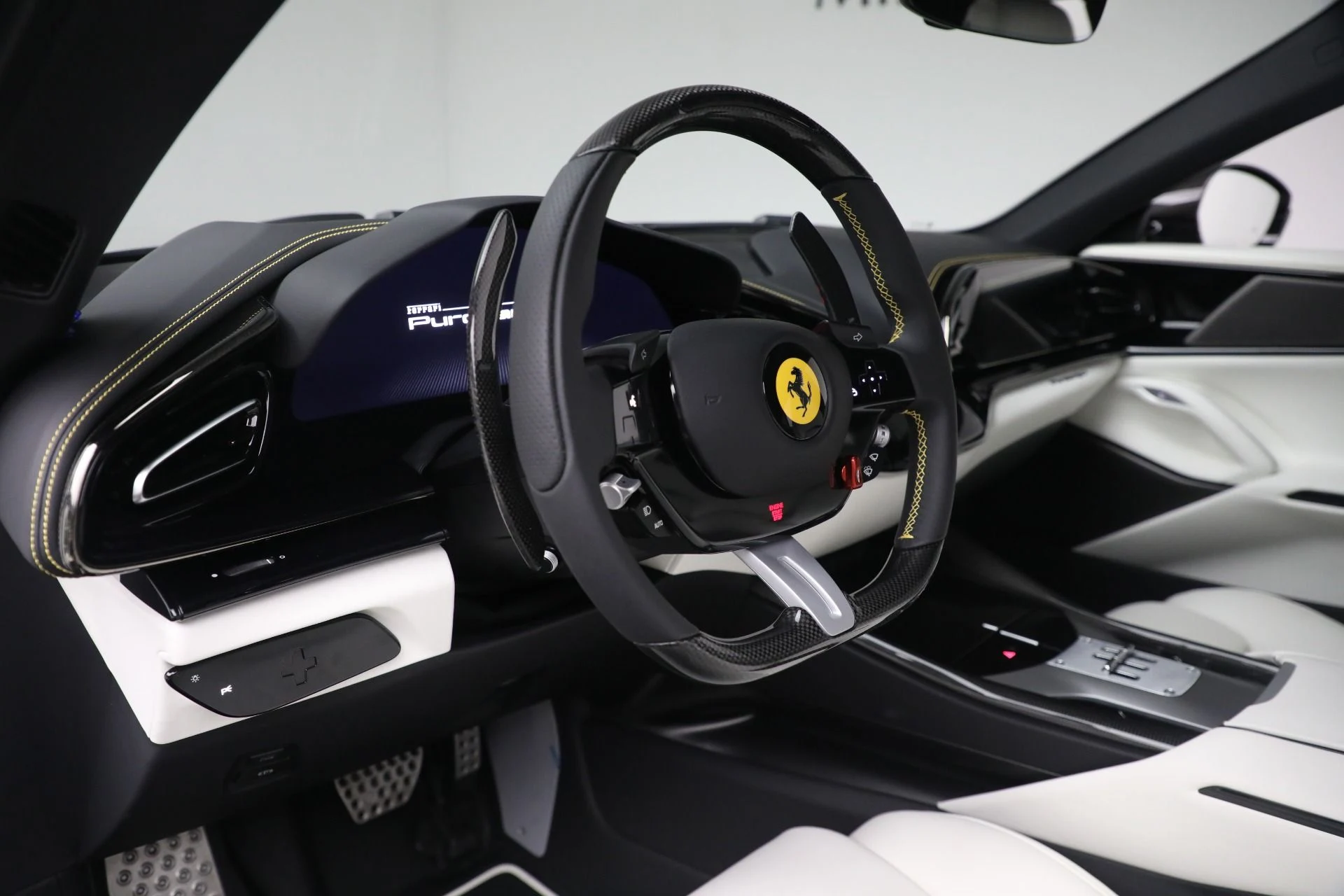 mph016_1188928407_Used_2024_Ferrari_Purosangue_1760542402_2465409982