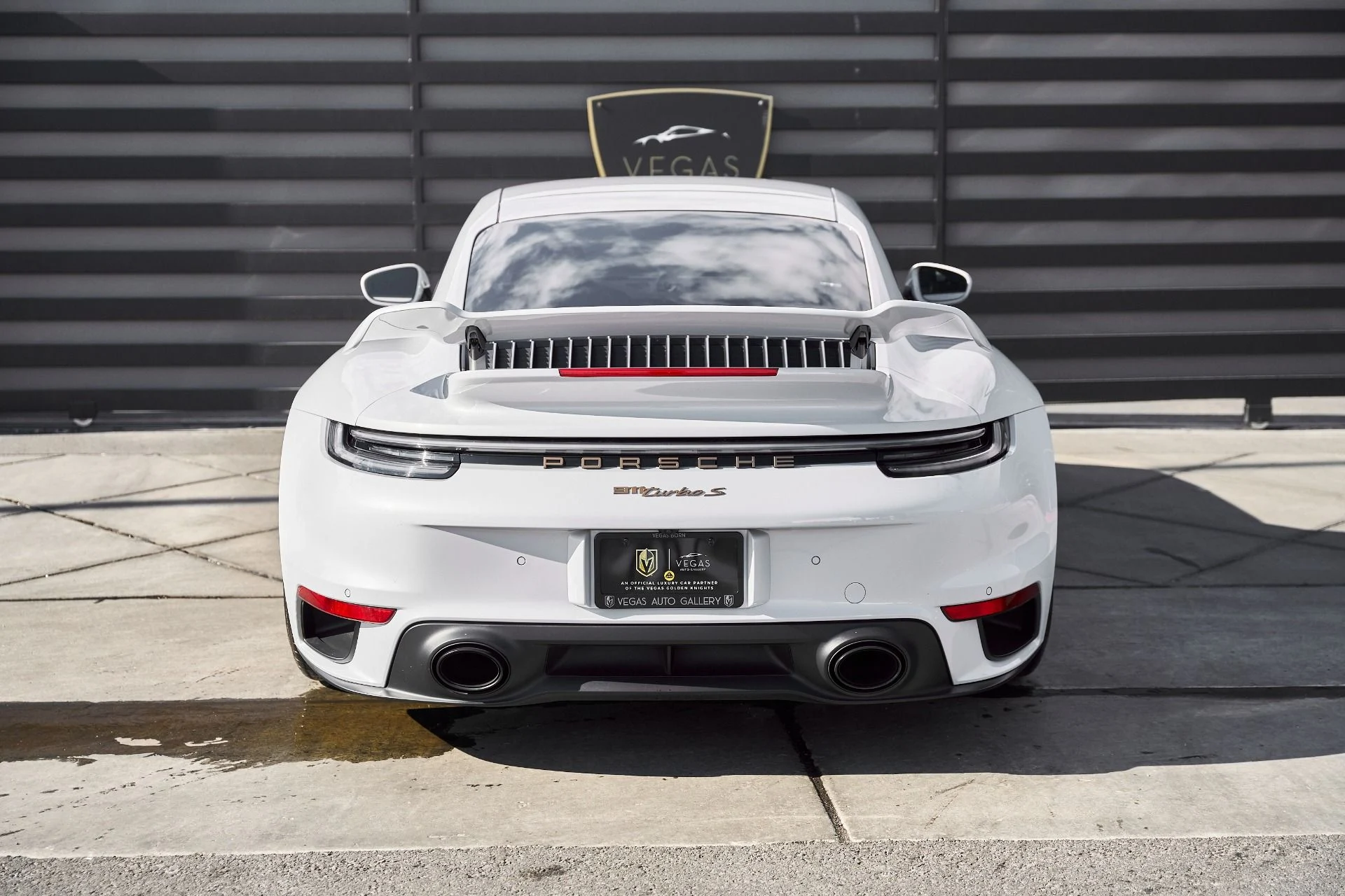 mph016_1189043799_Used_2024_Porsche_911_Turbo_S_1767838696_eff99a8cda