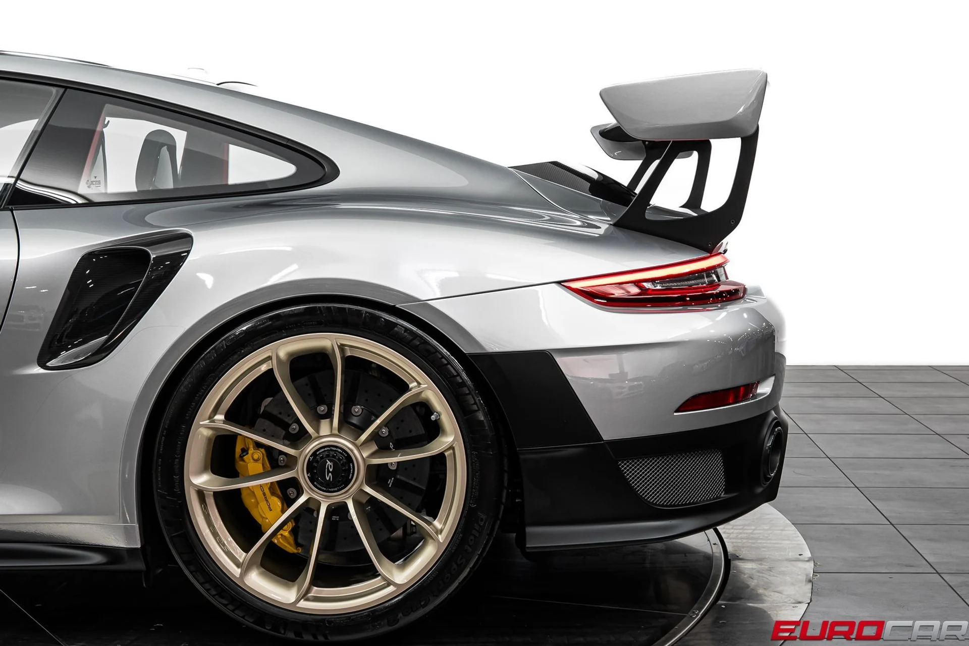 mph016_1189401163_6fd0b590_e70d_4f43_bf9f_2242ad7d4389_c463fc4b56