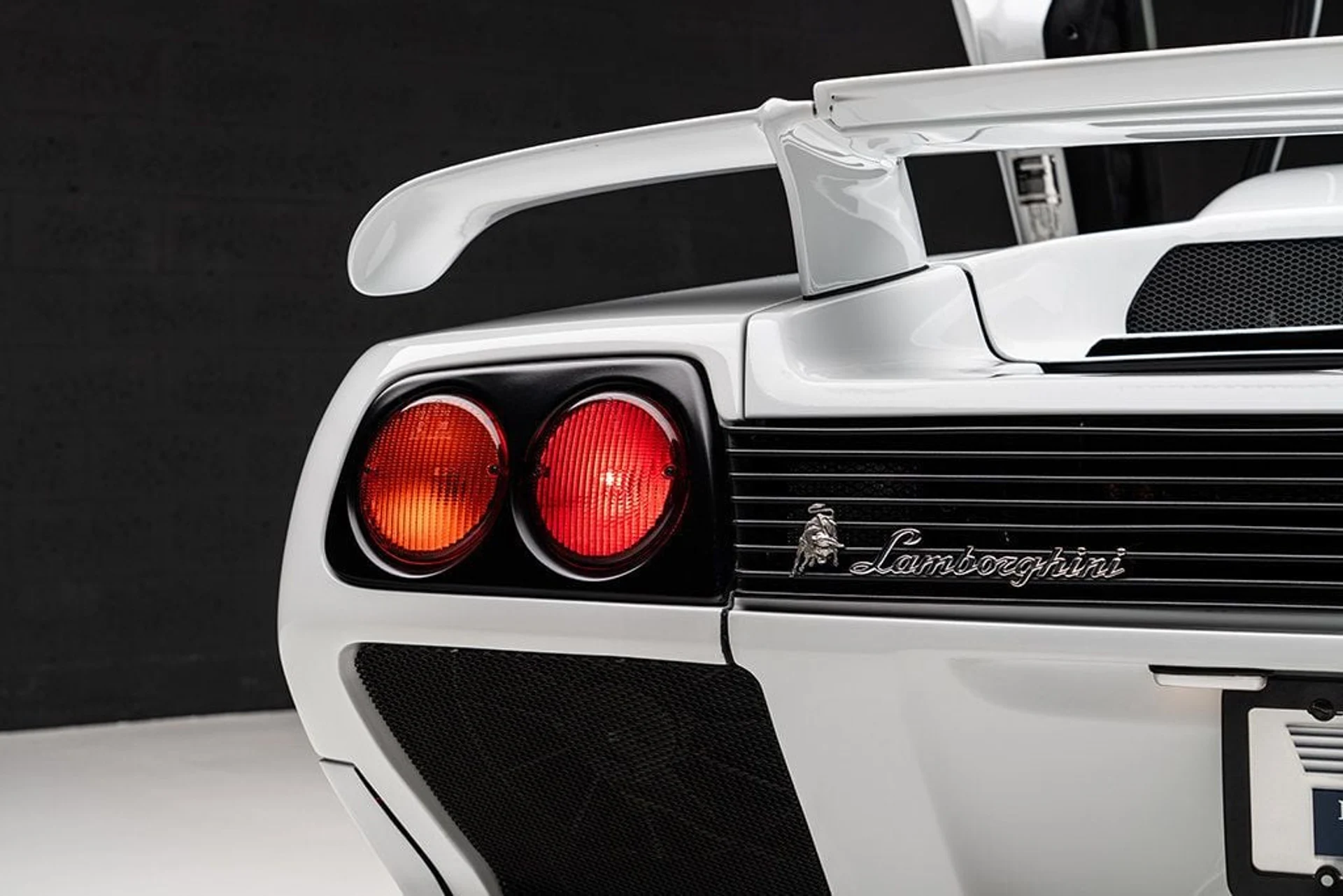 mph016_1198231851_used_1999_lamborghini_diablo_sv_9689_22911634_17_1024_5258a272de