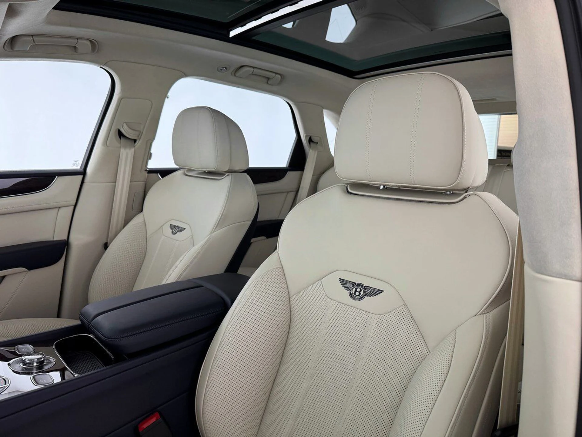 mph016_120021287_1823d2d3c58e4a3a7fcfcef1b6717ec9_e2dfd4d7b0