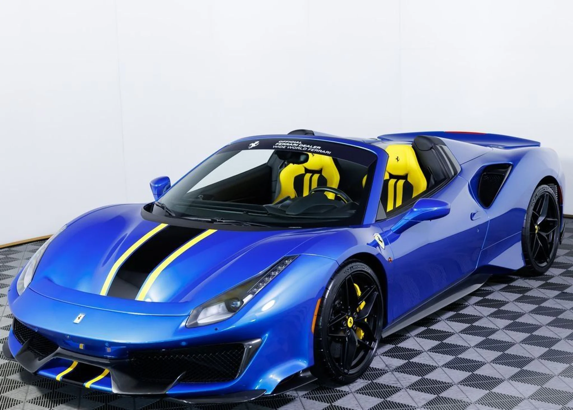 mph016_1210696414_f55e6a65d02d84f22490ddcfa3d13487_180b74ab60