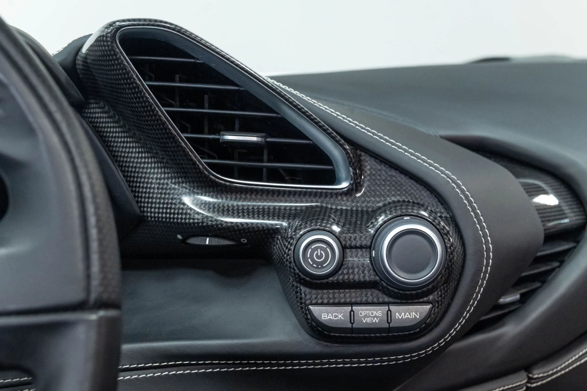mph016_1215699622_Used_2016_Ferrari_488_Spider_1784843221_f1acbce49f