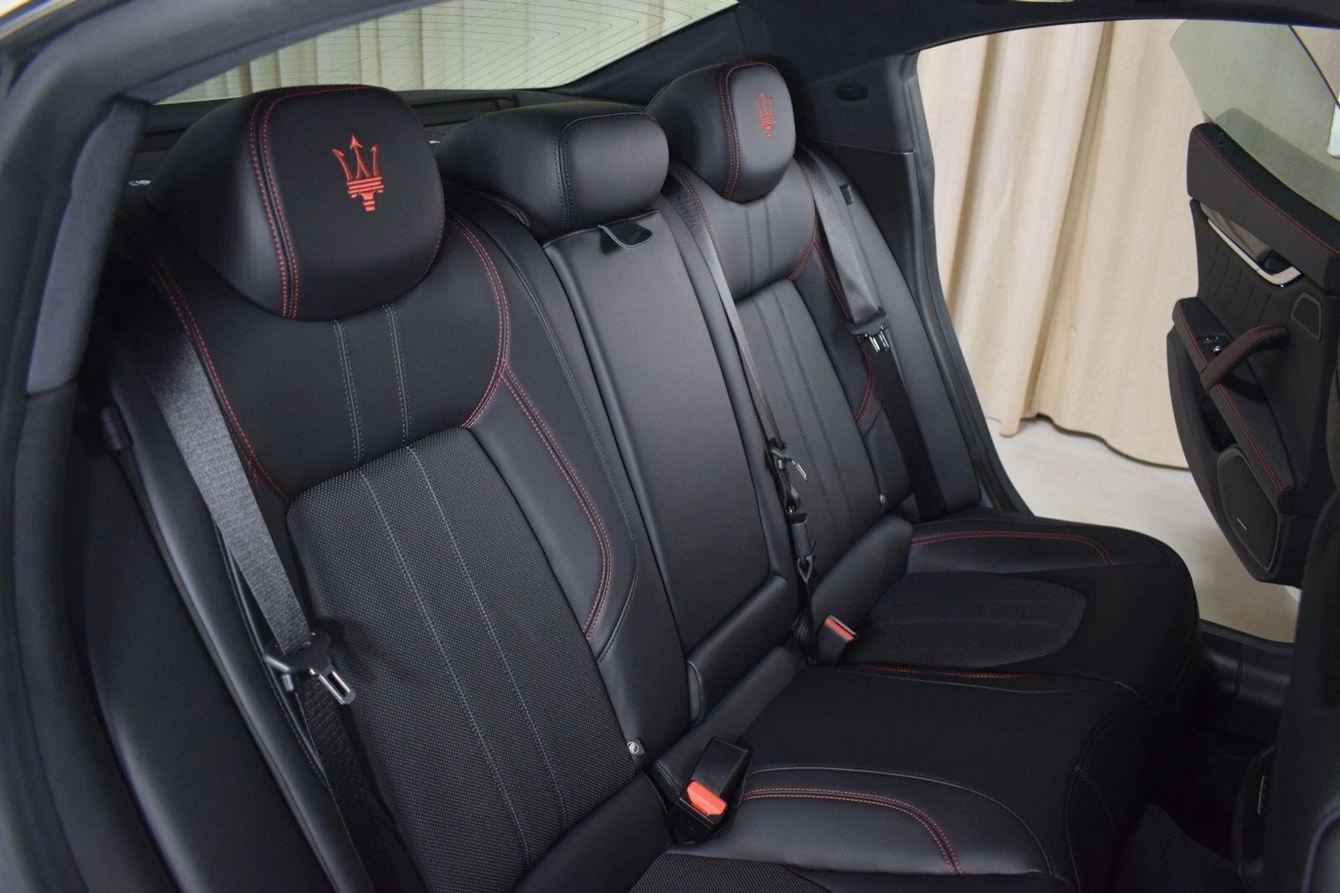 mph016_1215893463_bf6dd8428a284c64b71ffc21bd1f5911x_fbd0e10077