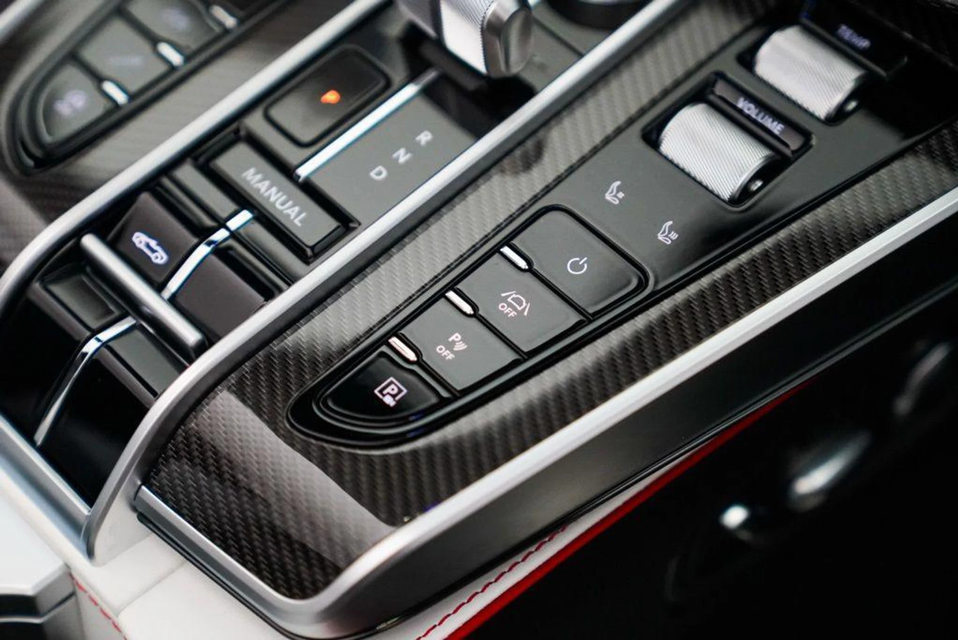 mph016_1225396313_t7_Ooh_YB_7_Q6lr_E5xc0z_Tse_Hy_B44_003118d283