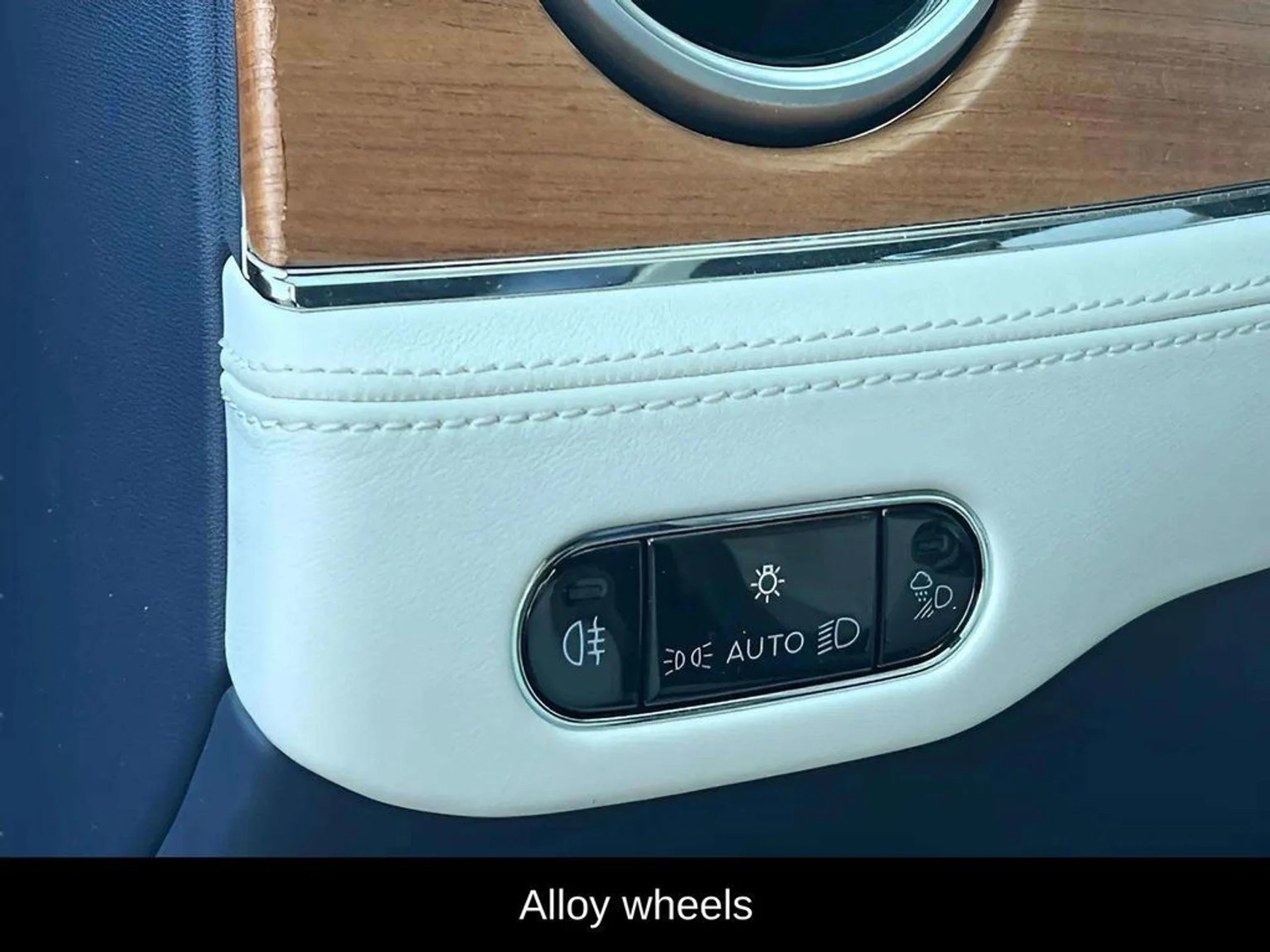 mph016_1227780273_hxi6tqe0u3oua7ivz7to41c31enf_6d28dac4fe