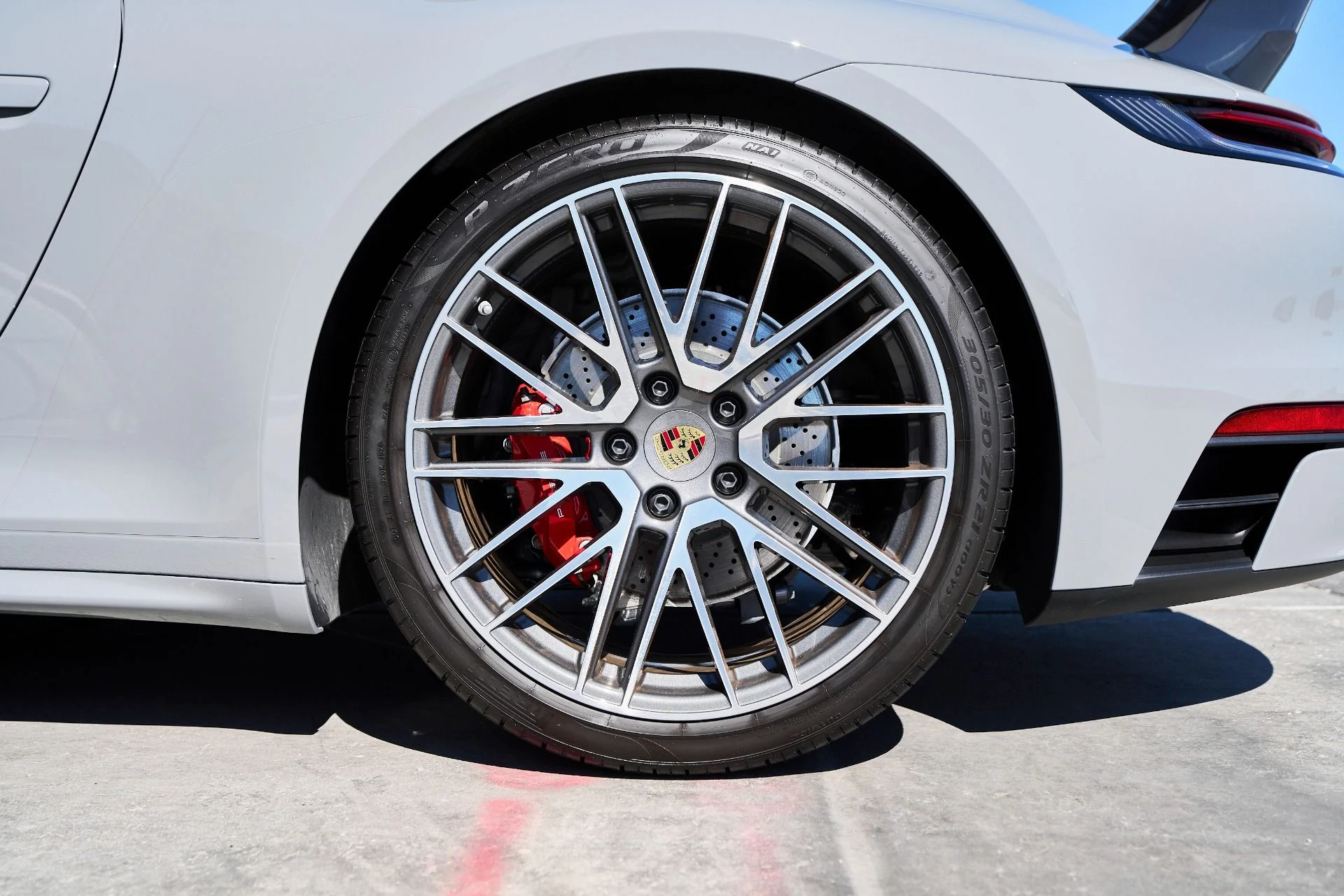 mph016_1228653439_Used_2024_Porsche_911_Carrera_4_S_1759617573_78a5df1ccf