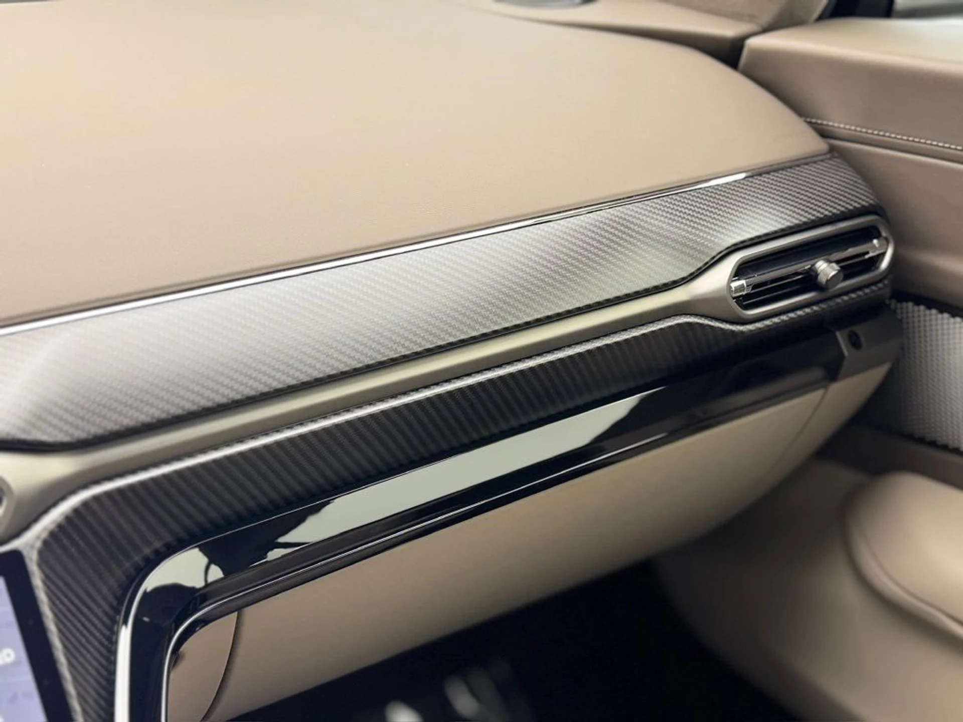 mph016_1233698152_9m9xio5pjz4kd861pwbzzdqrp5xp_bee759873d