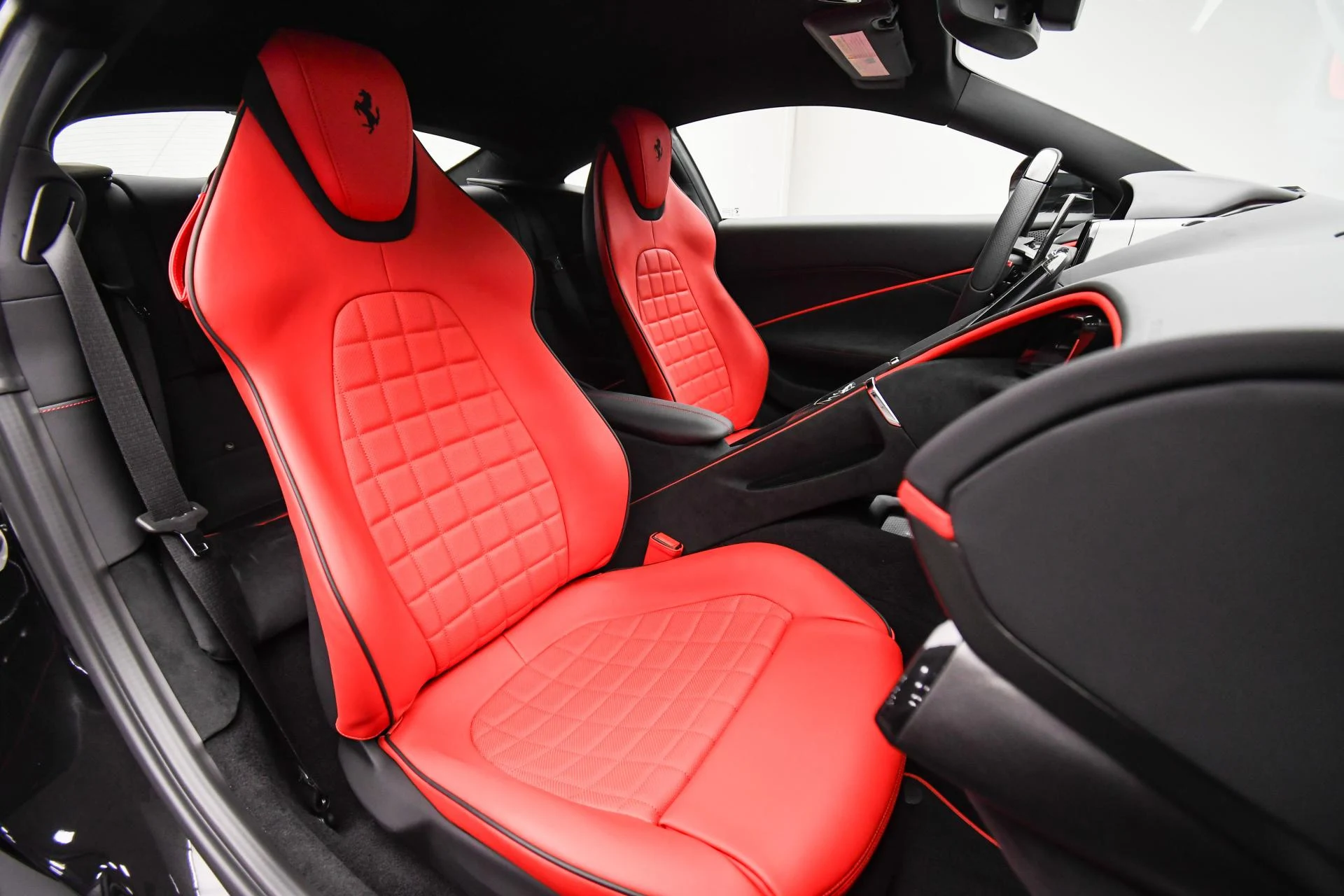 mph016_1235690667_Used_2024_Ferrari_Roma_1755159503_79c86da0ae