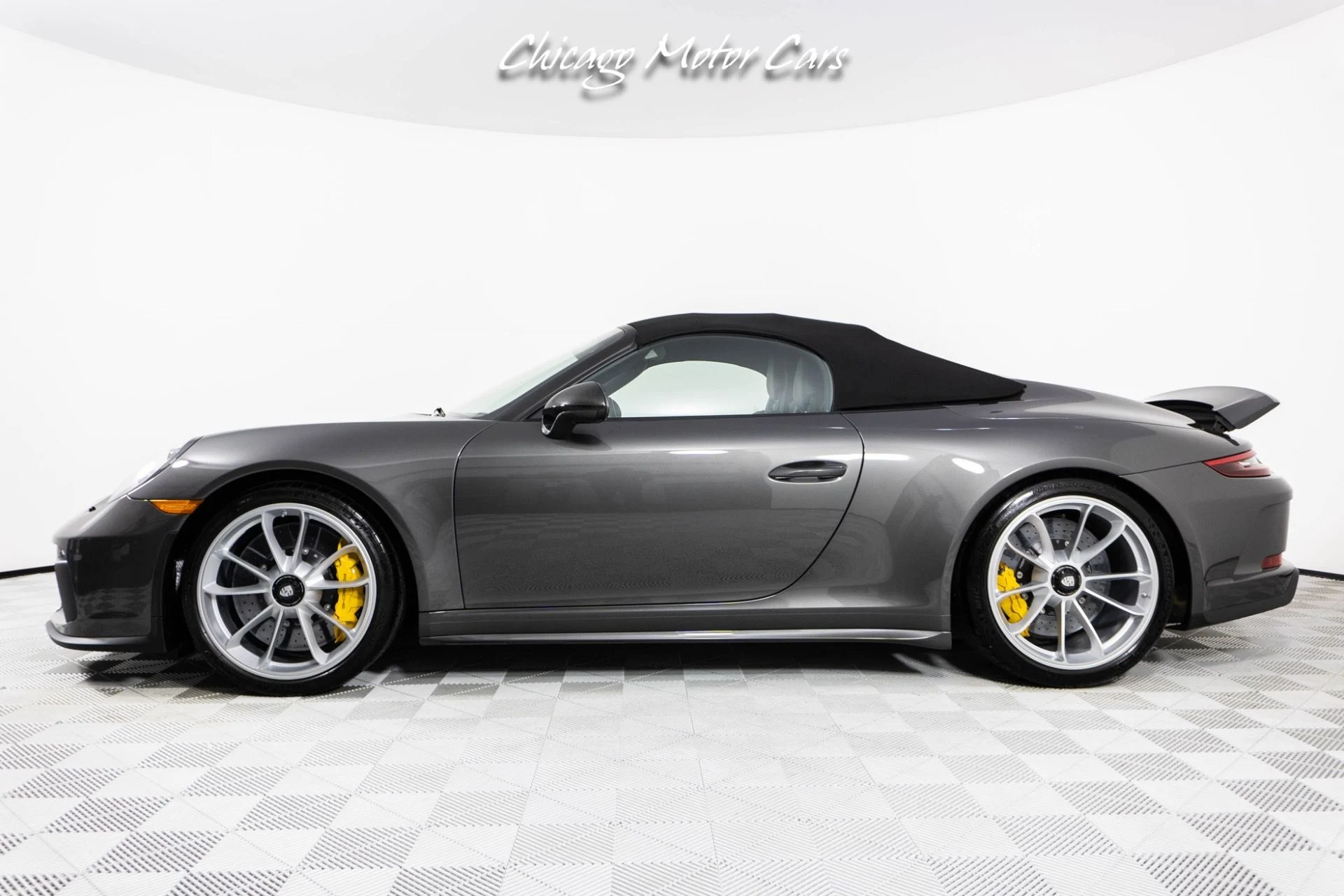 mph016_1237549510_13457_p17_l_3e53059db7