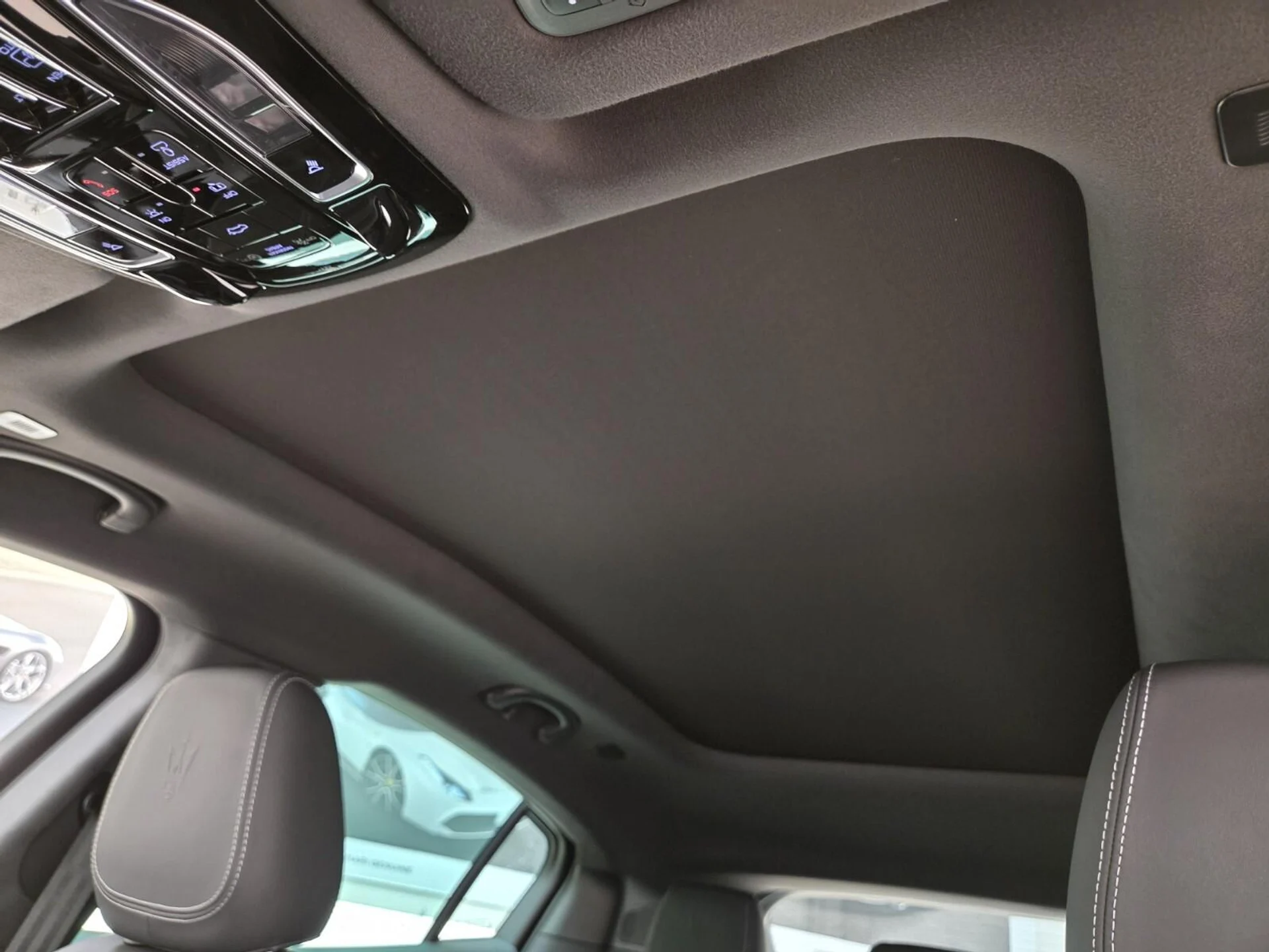 mph016_1239954317_New_2025_Maserati_Grecale_Modena_1771050097_c2d79b6037