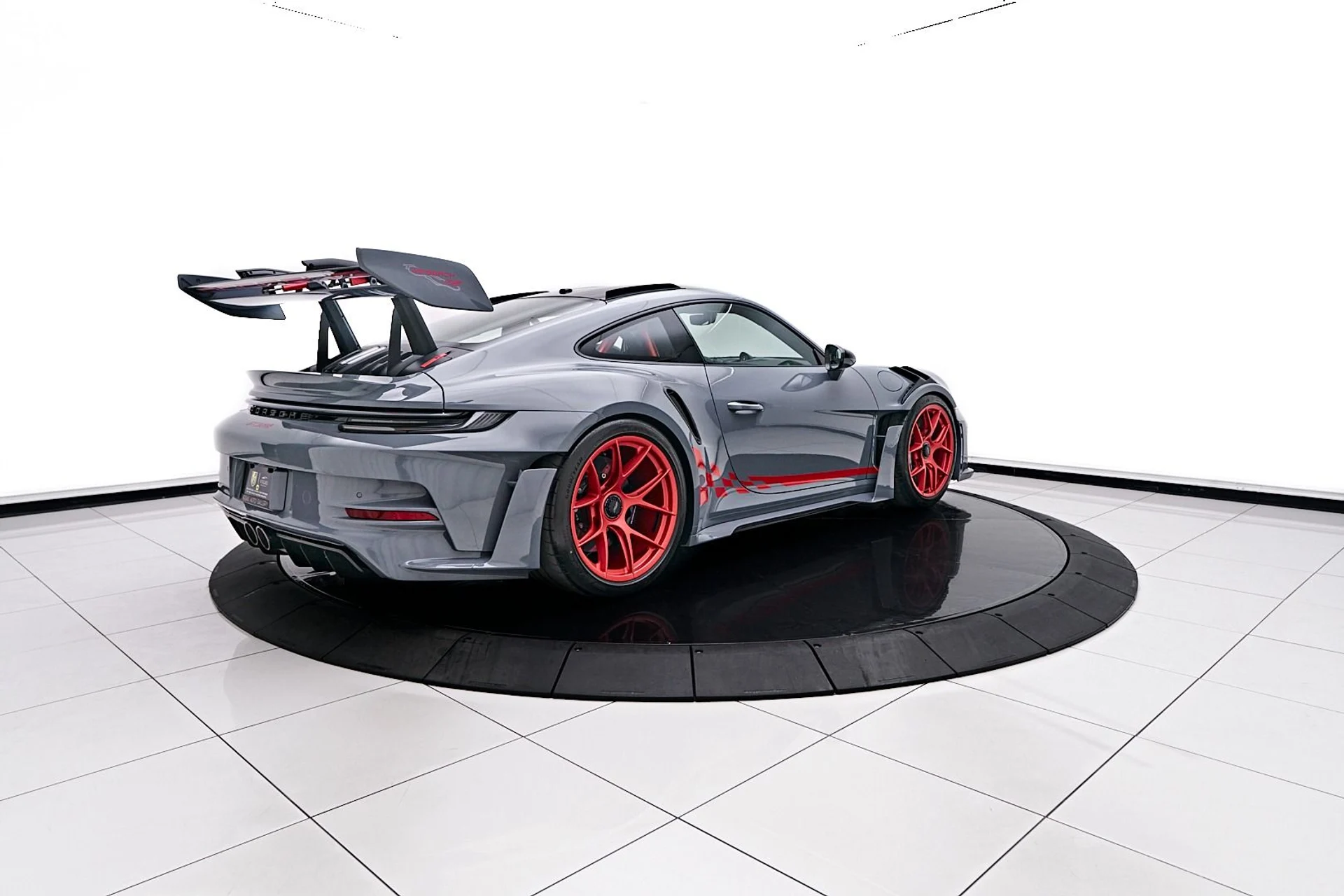 mph016_1243156600_Used_2024_Porsche_911_GT_3_RS_1740854858_f9966c6856