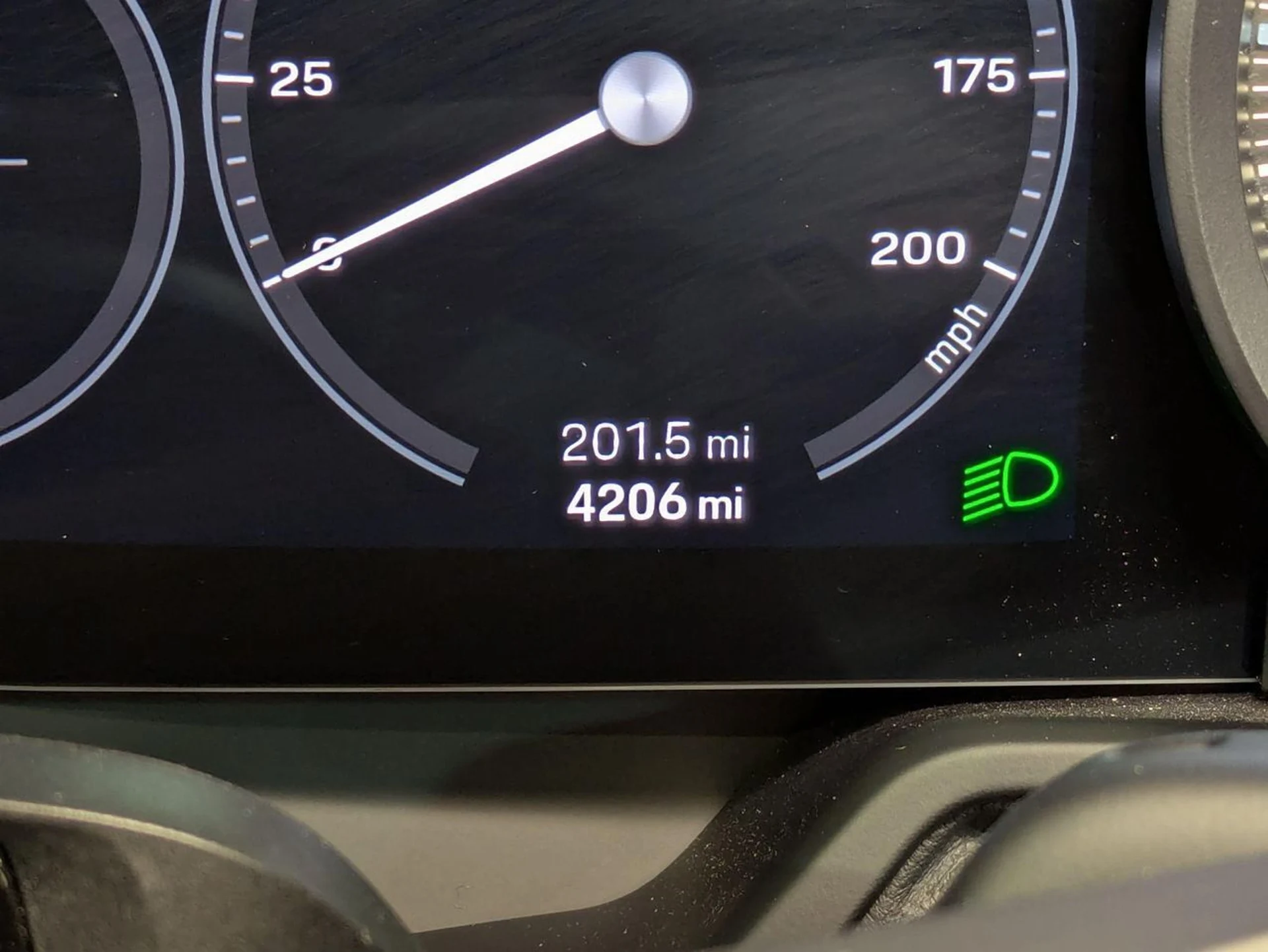 mph016_1265043276_eb1e63d7682a59ea38b92c7b62ee6b20_e3bc1aee57