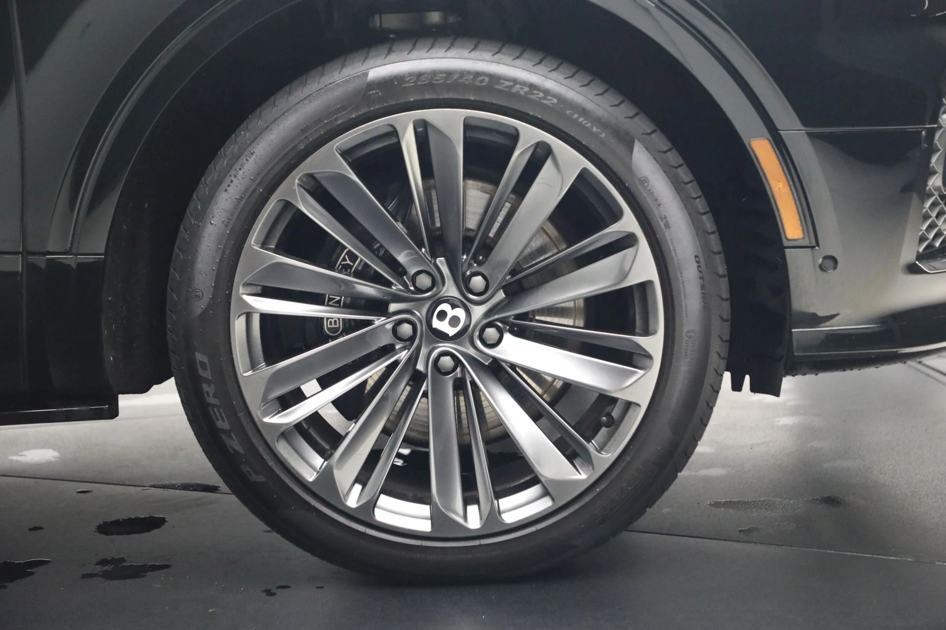 mph016_1268095857_Used_2021_Bentley_Bentayga_Speed_1787670236_69ac503103