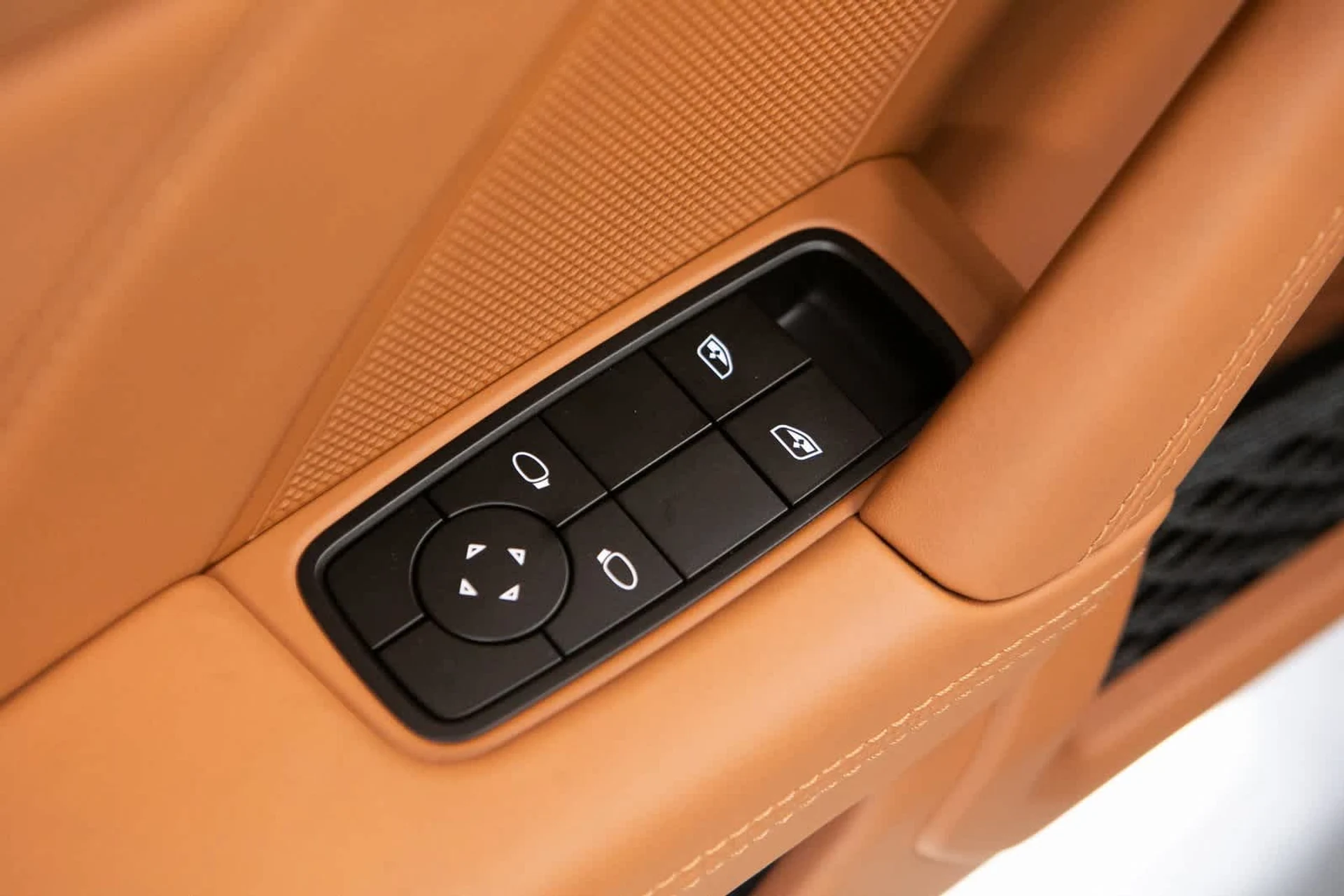 mph016_1268194435_0c9e6f1f2843cb4b37482166bfabda0bx_e8cfb43c8d